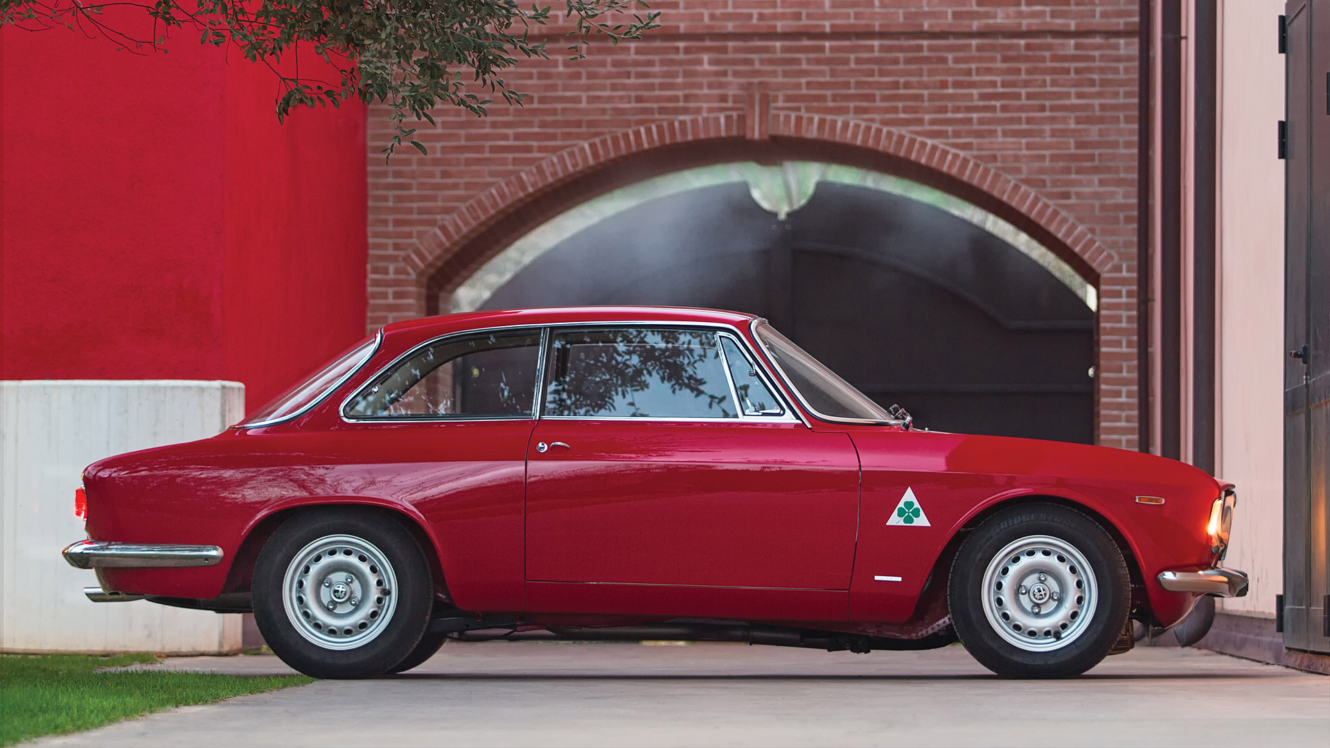 1956 Alfa Romeo Giulia Sprint GTA 5