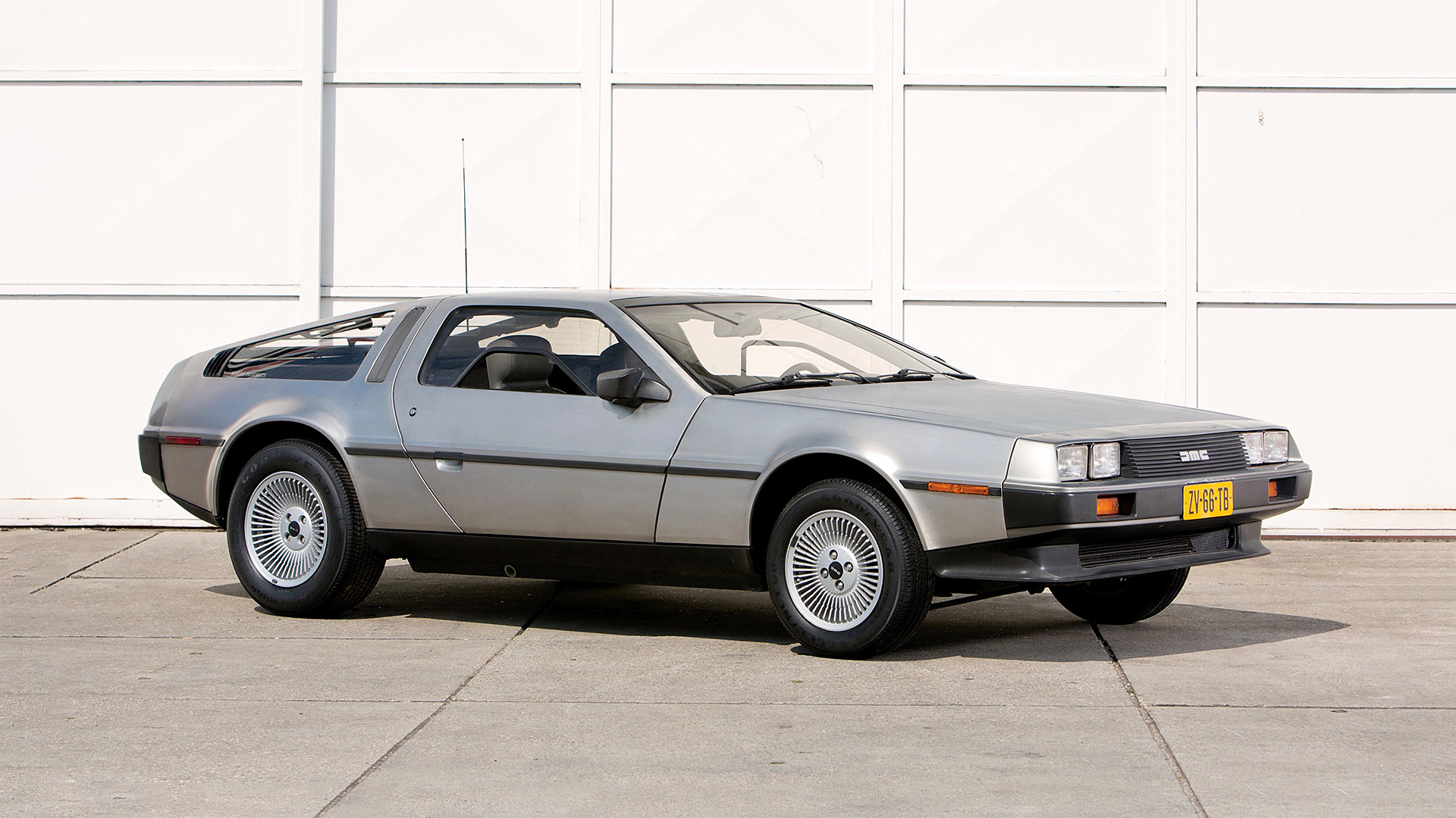 1981 DeLorean DMC-12 3