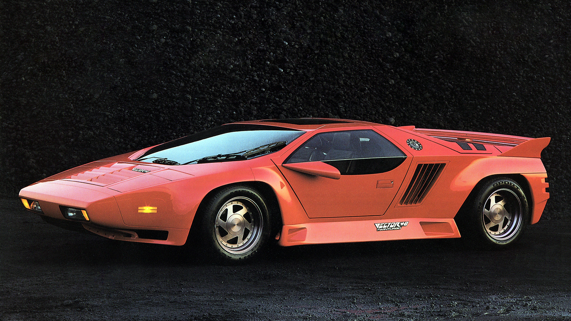 1990 Vector W8 2