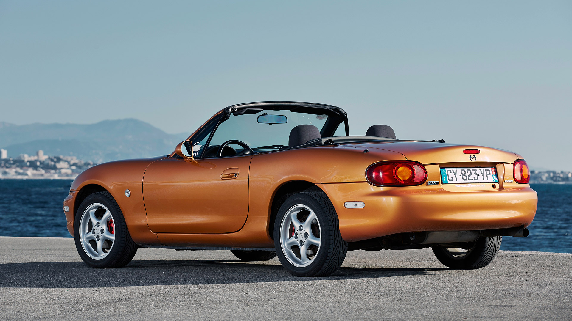 1998 Mazda MX-5 2