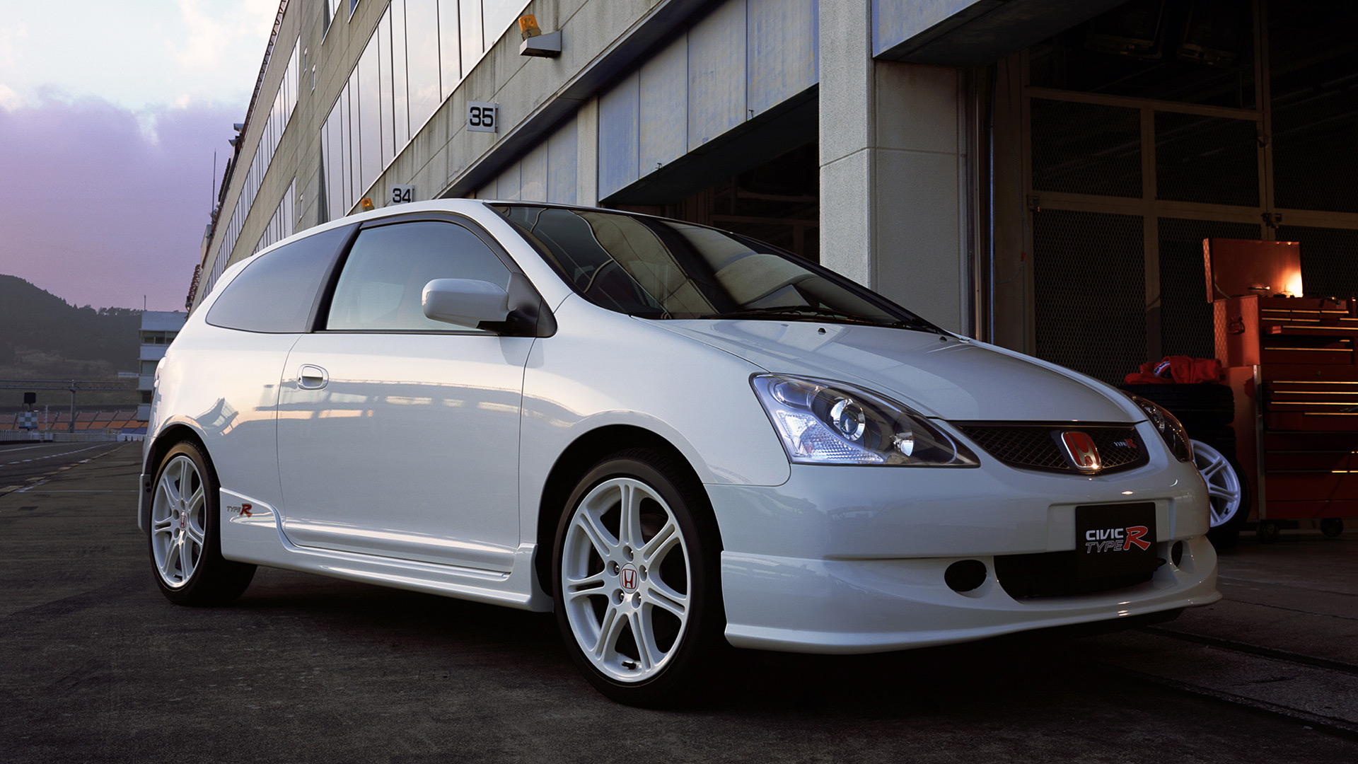 2003 Honda Civic Type R 3