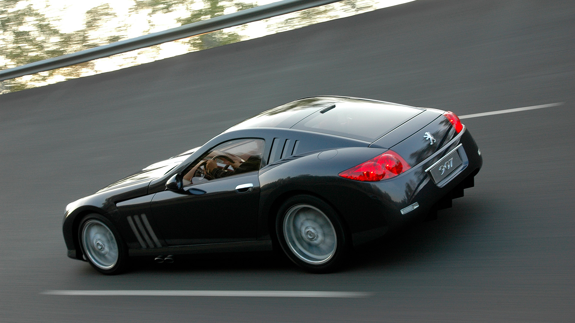 2004 Peugeot 907 Concept 4