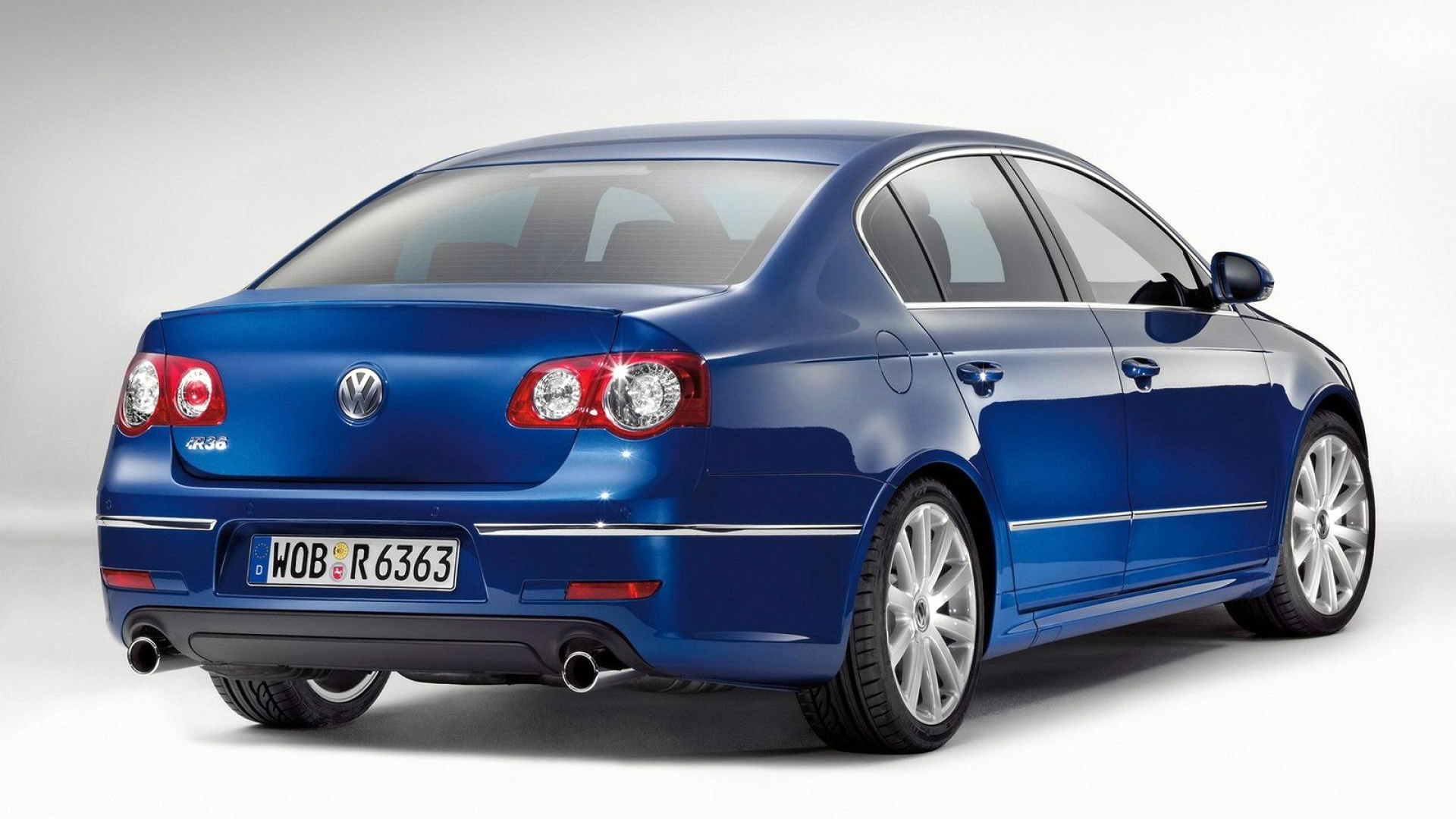 2008 Volkswagen Passat R36 2