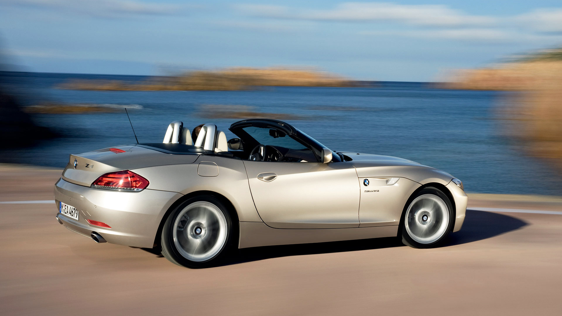 2009 BMW Z4 Roadster 2