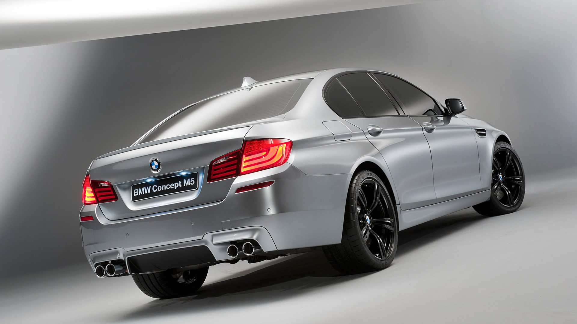 2011 BMW M5 Concept 4