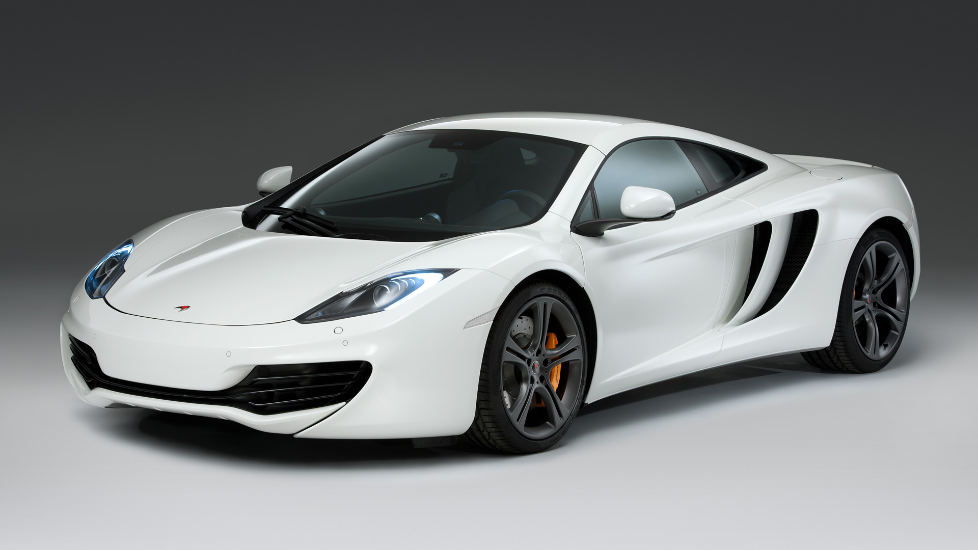 2011 McLaren MP4-12C 5