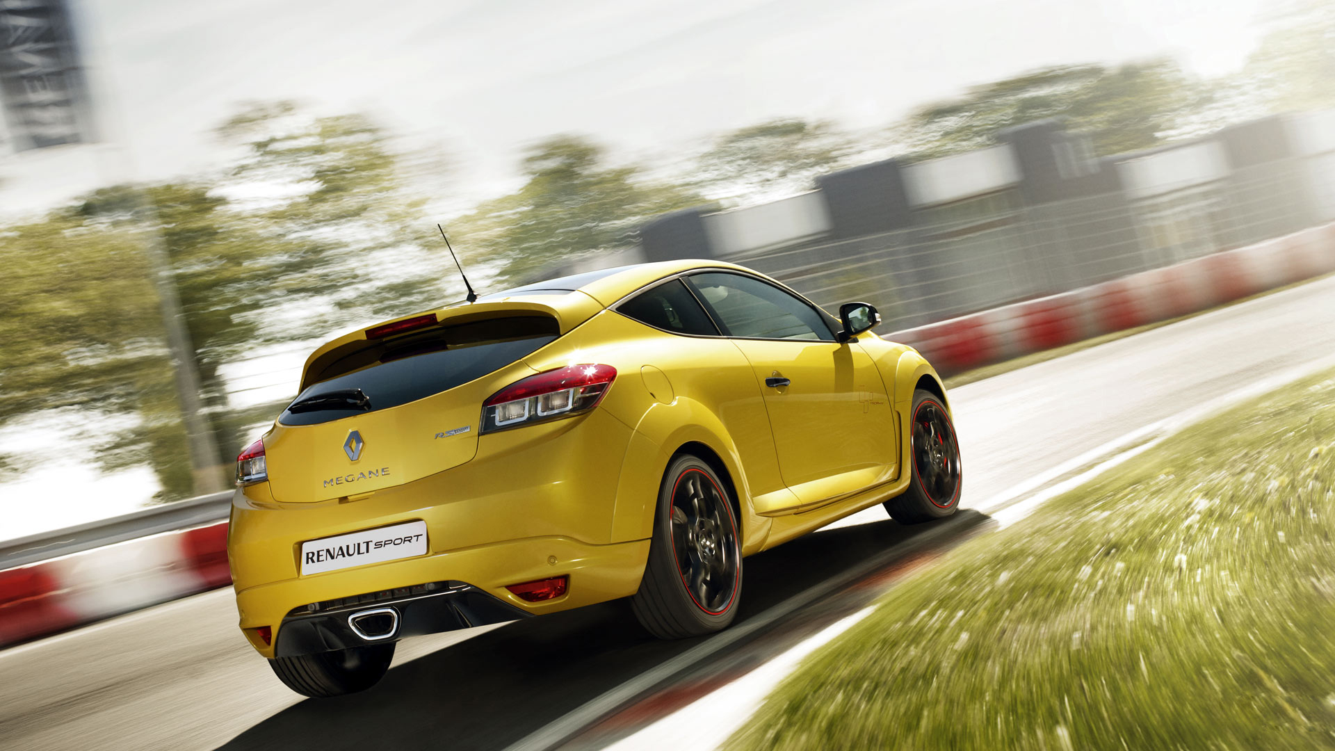 2012 Renault Megane RS Trophy 3