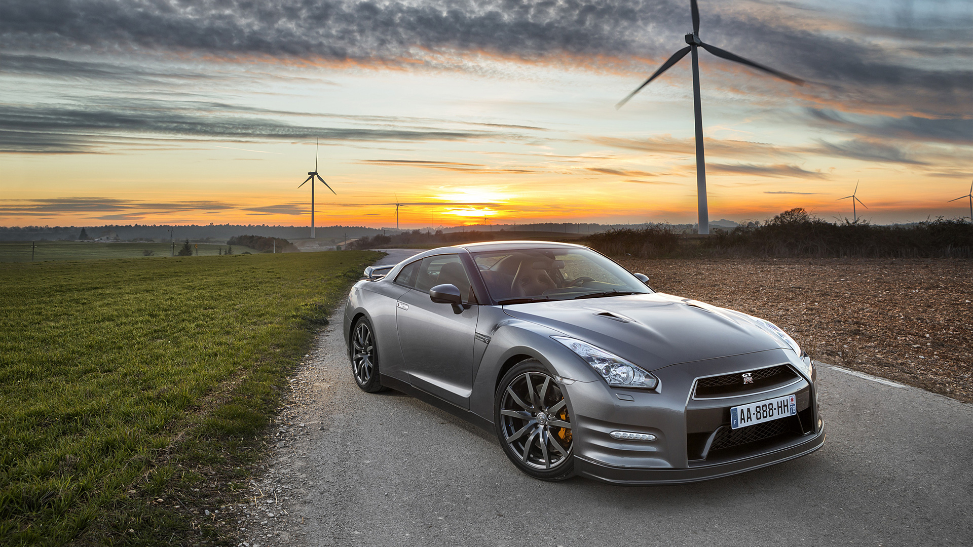 2013 Nissan GT-R 4