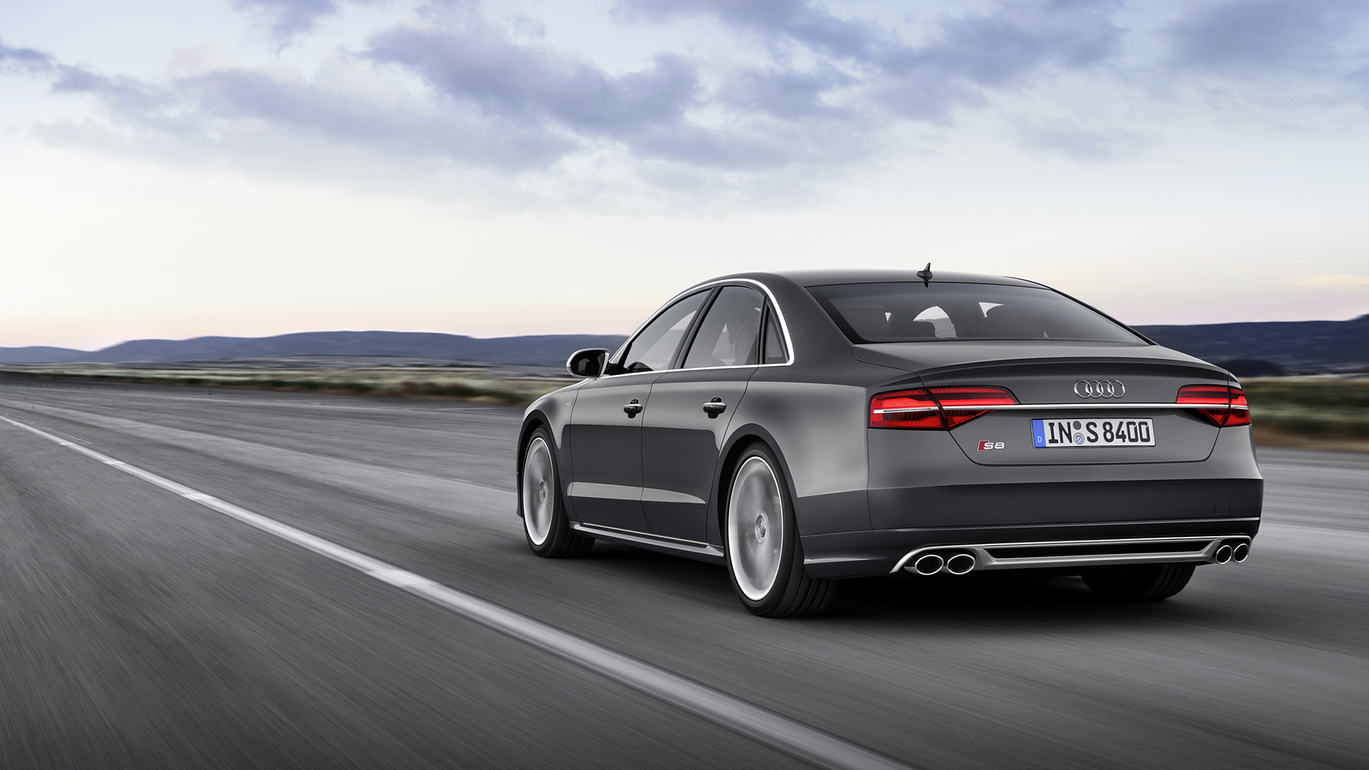 2014 Audi S8 2