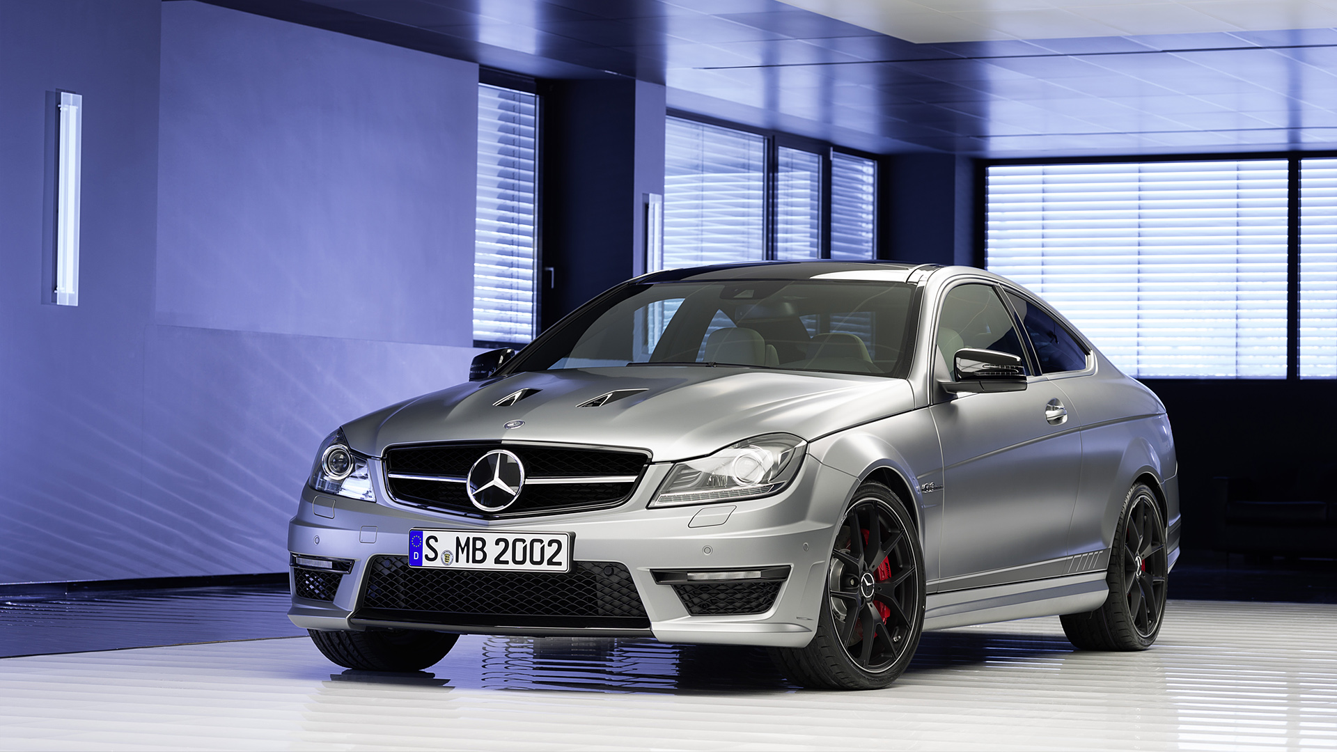 2014 Mercedes-Benz C63 AMG Edition 507