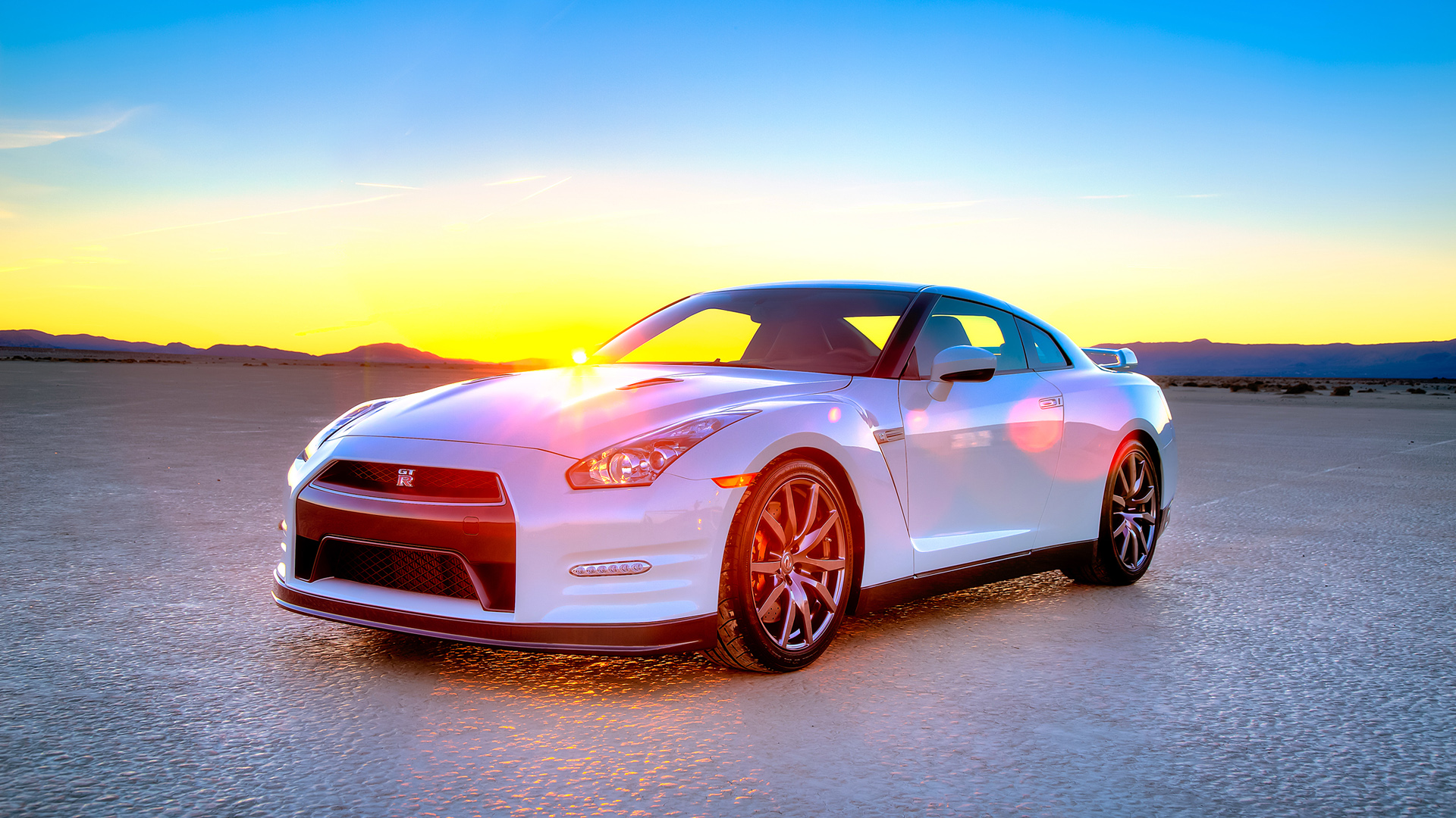 2014 Nissan GT-R 3