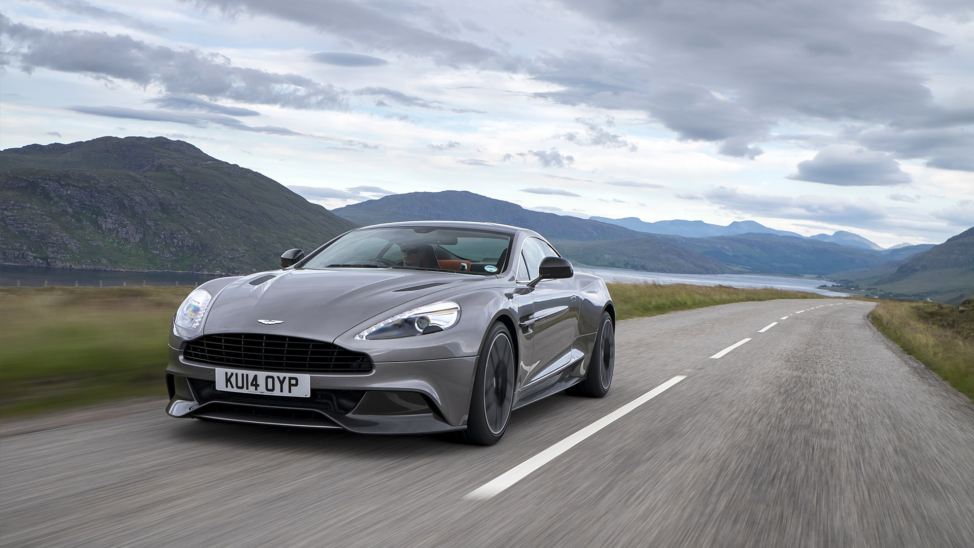 2015 Aston Martin Vanquish 5