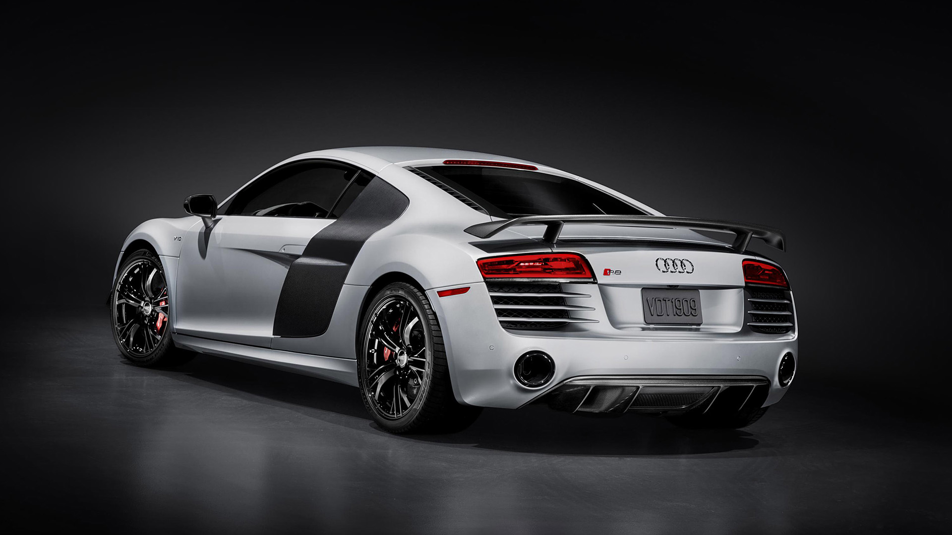 2015 Audi R8 Competition 2