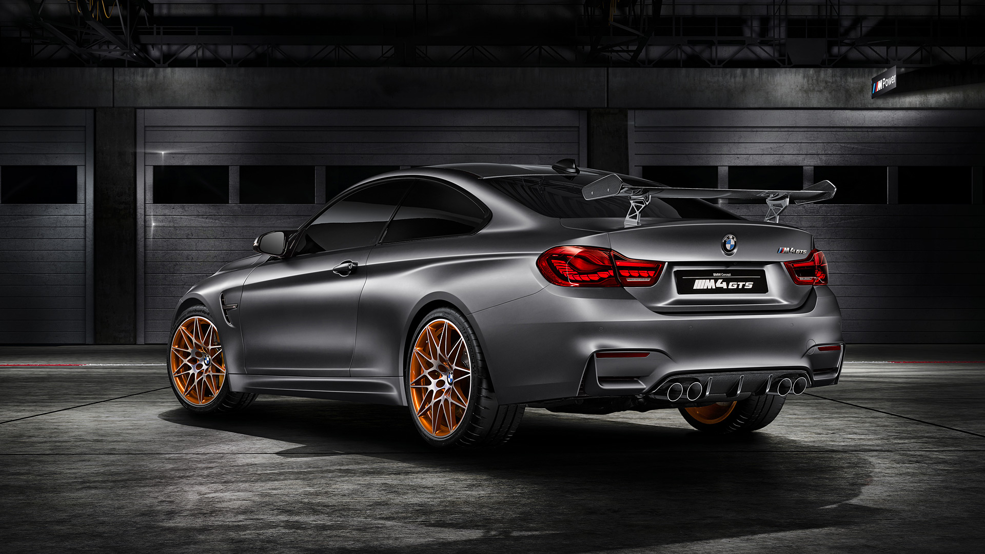 2015 BMW M4 GTS Concept 5