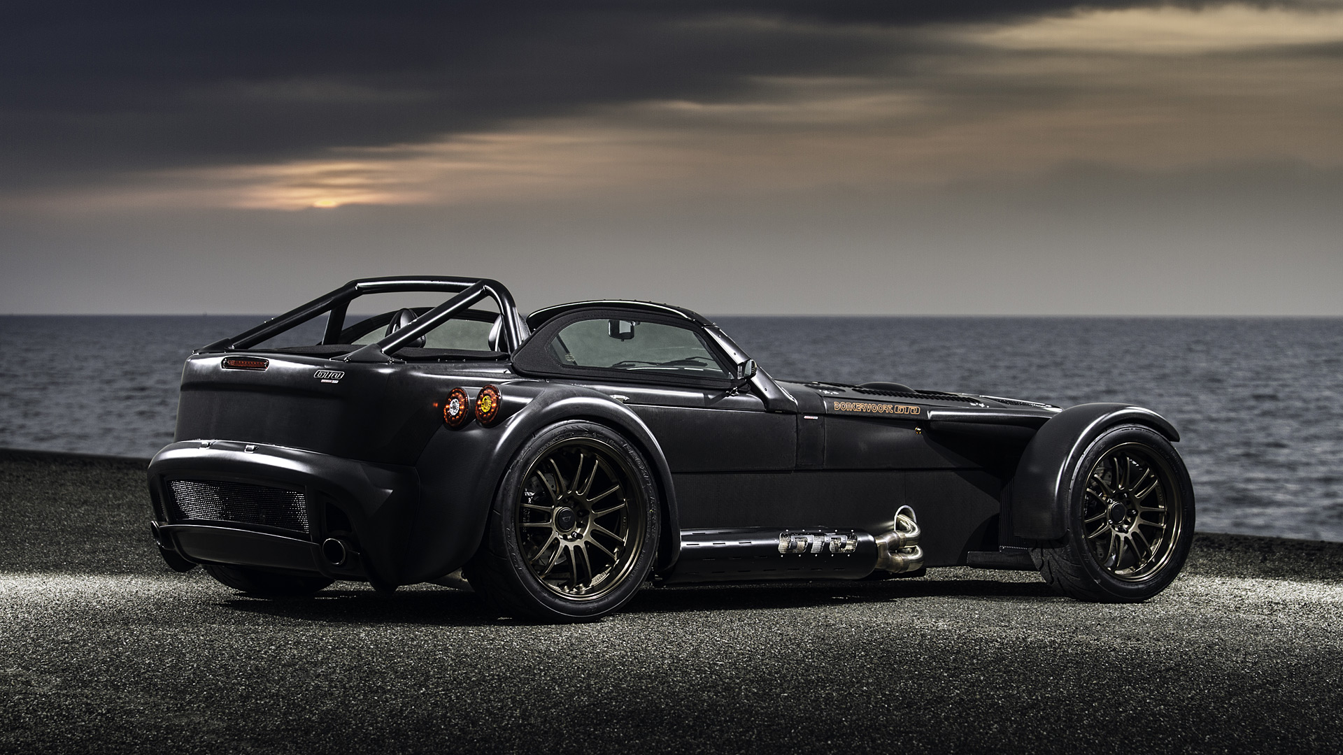 2015 Donkervoort D8 GTO Bare Naked Carbon Edition 2