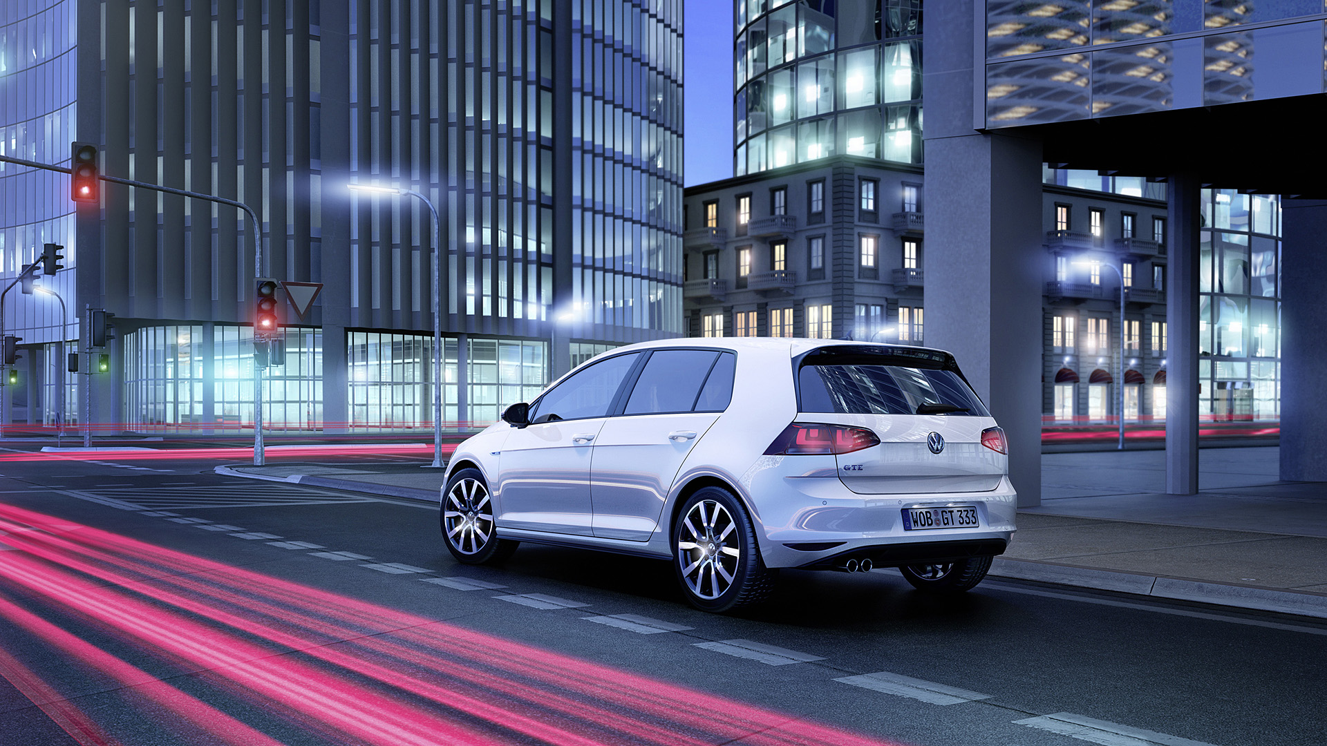 2015 Volkswagen Golf GTE 2