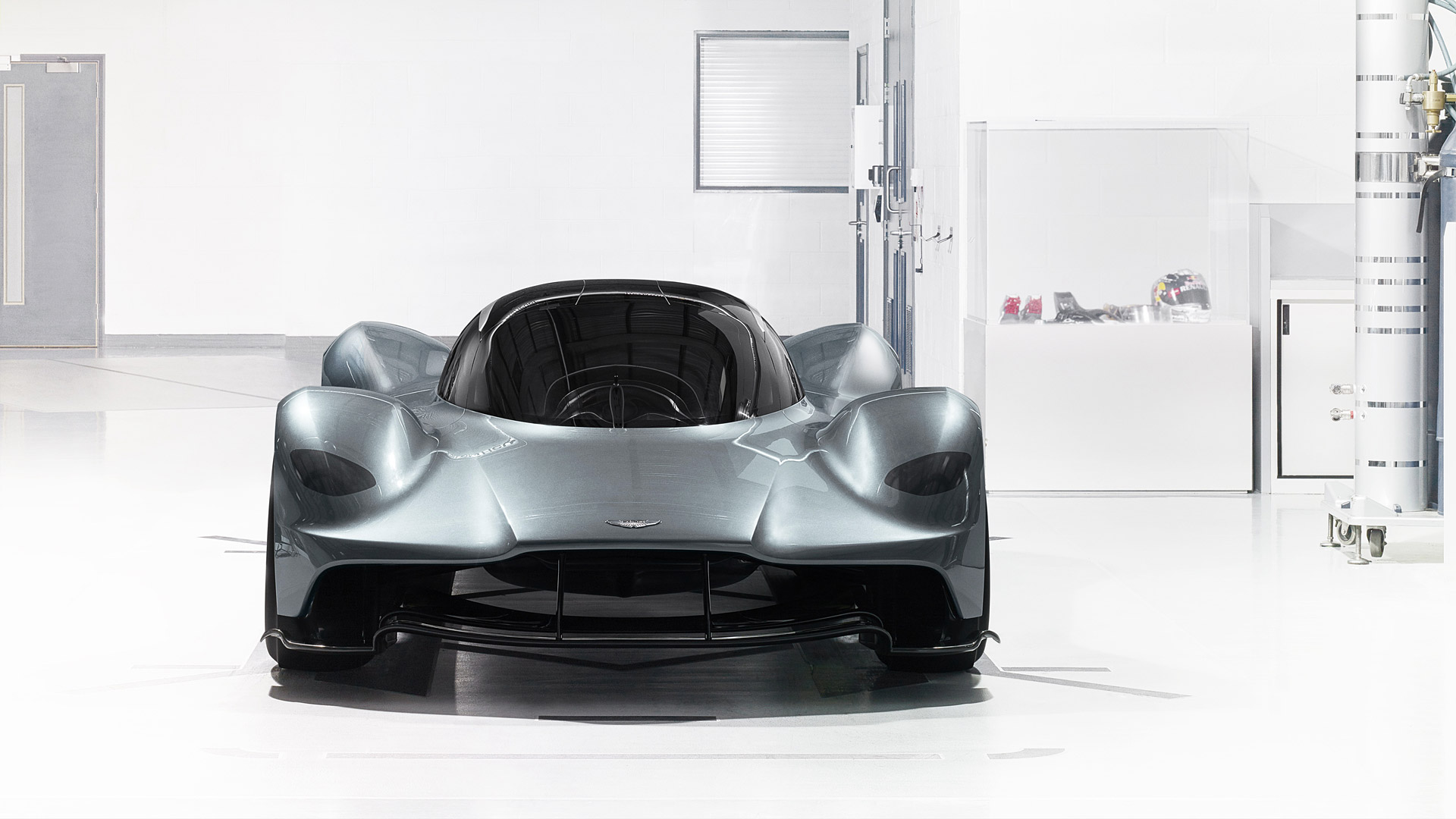 2016 Aston Martin AM-RB 001 Concept 5