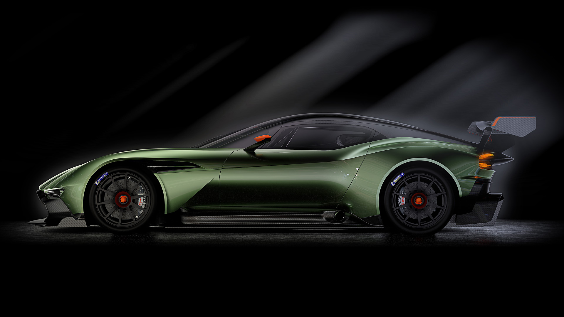 2016 Aston Martin Vulcan 2