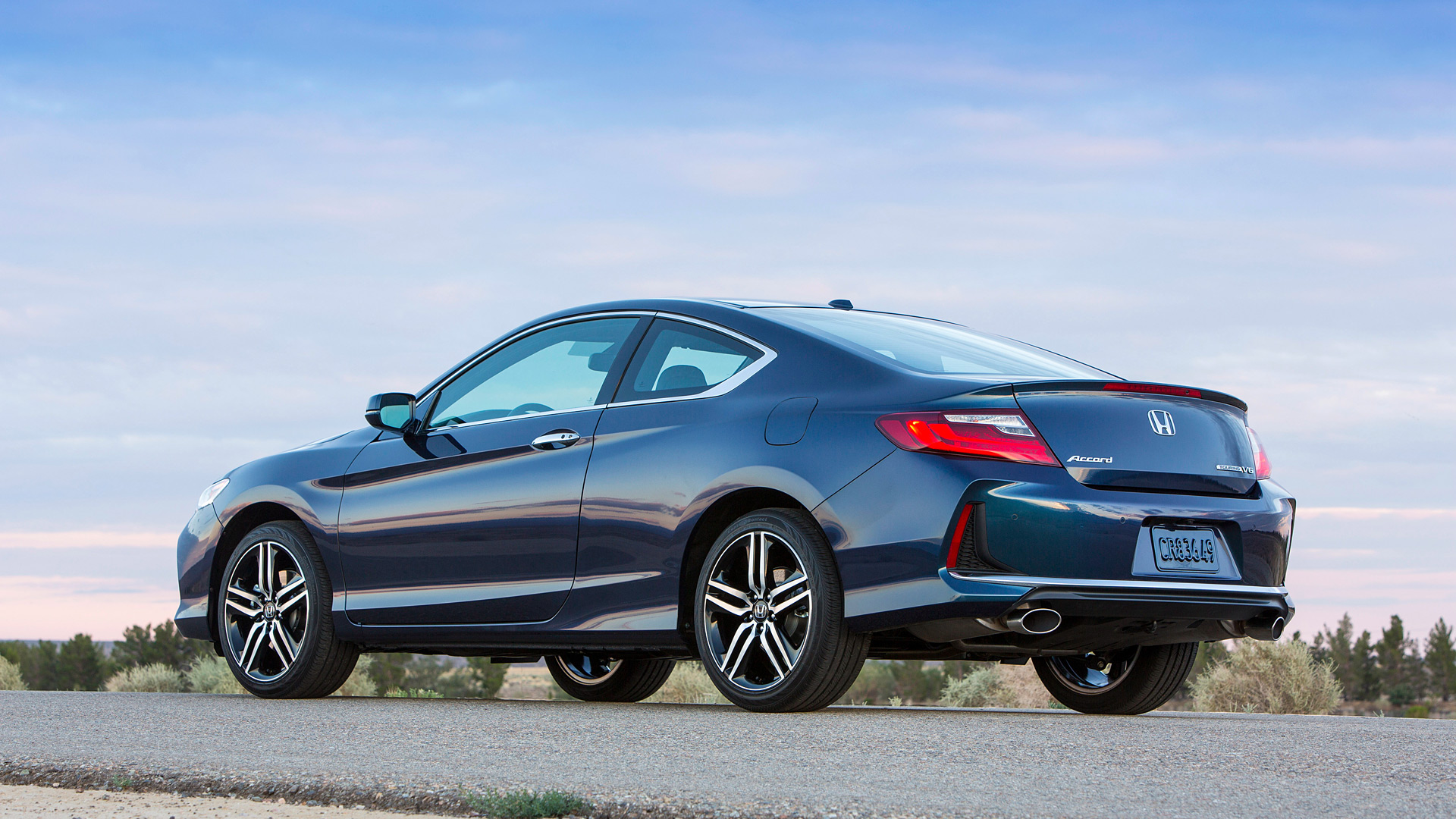 2016 Honda Accord Touring Coupe 2