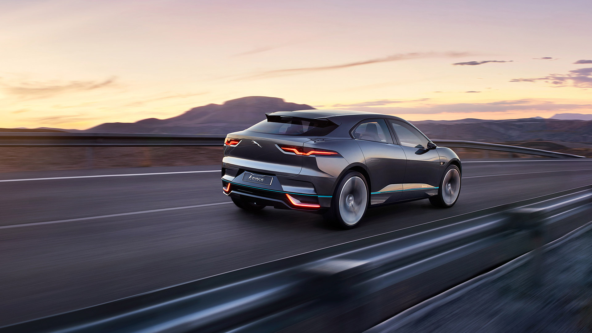 2016 Jaguar I-Pace Concept 2