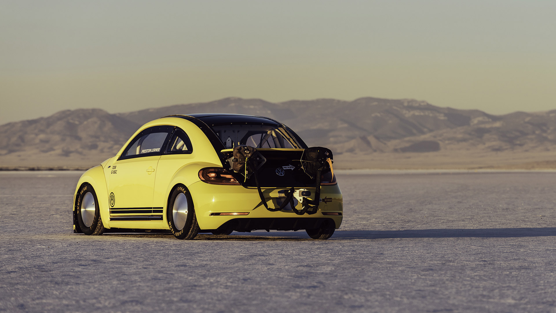 2016 Volkswagen Beetle LSR 2