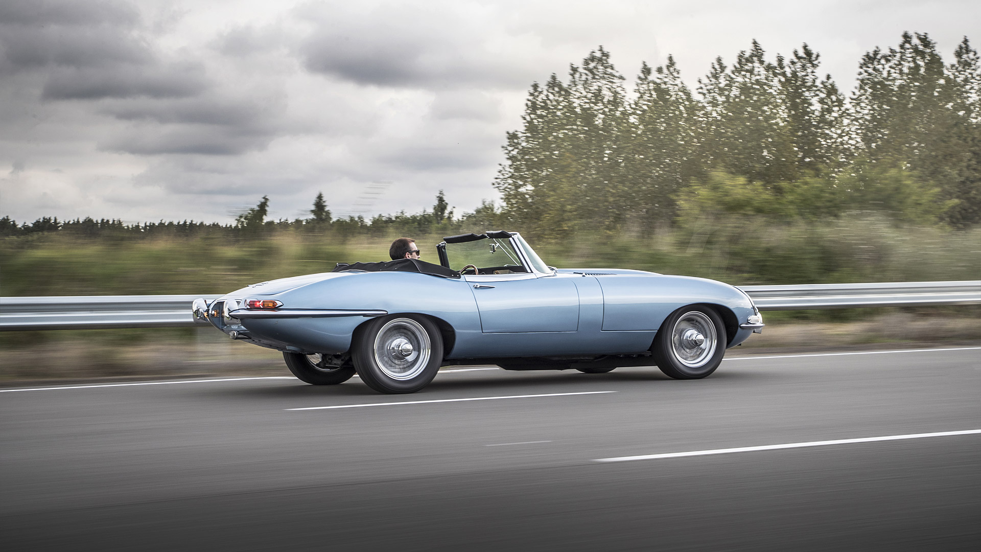 2017 Jaguar E-Type Zero Concept 2