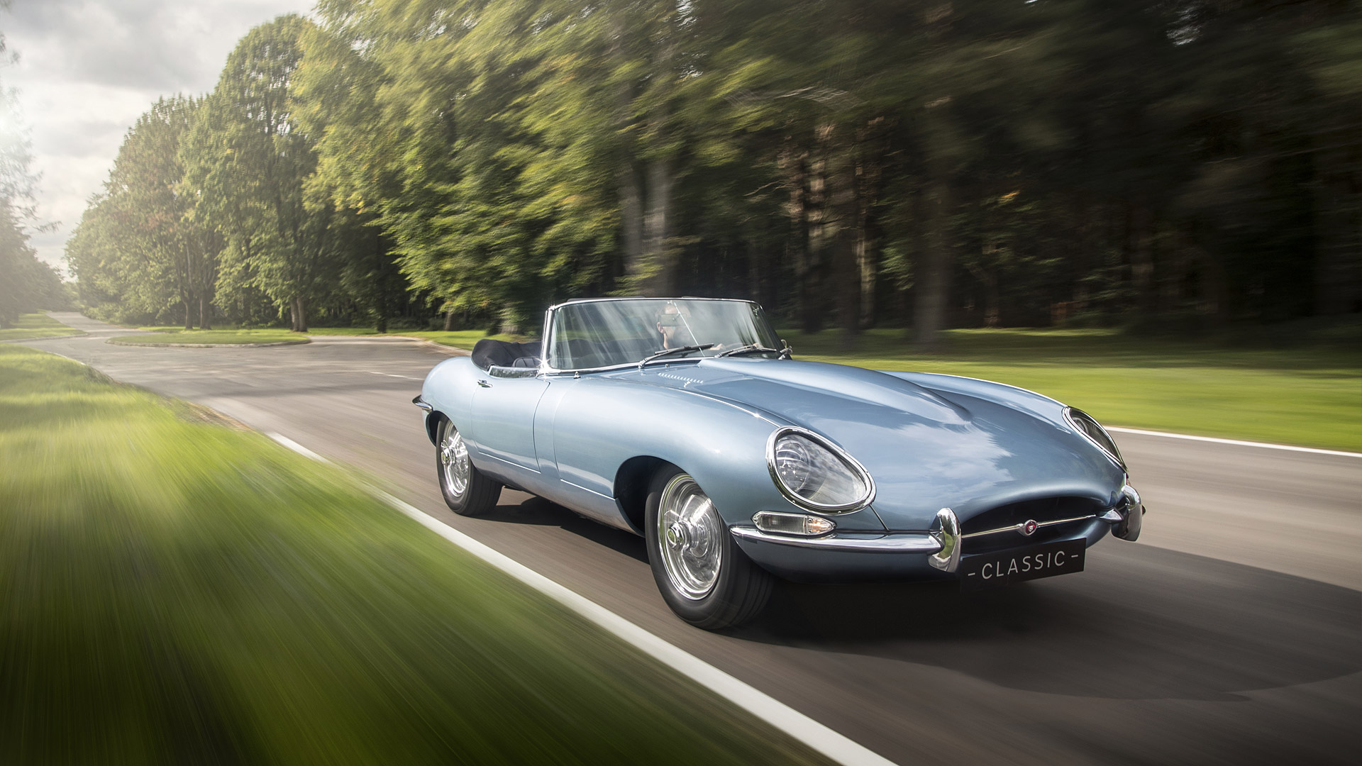 2017 Jaguar E-Type Zero Concept 3