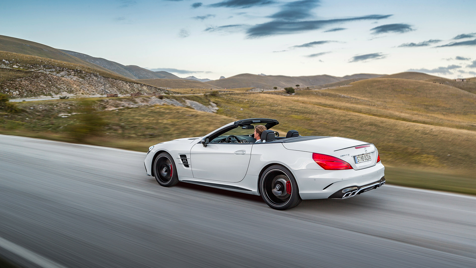2017 Mercedes-Benz SL63 AMG 4