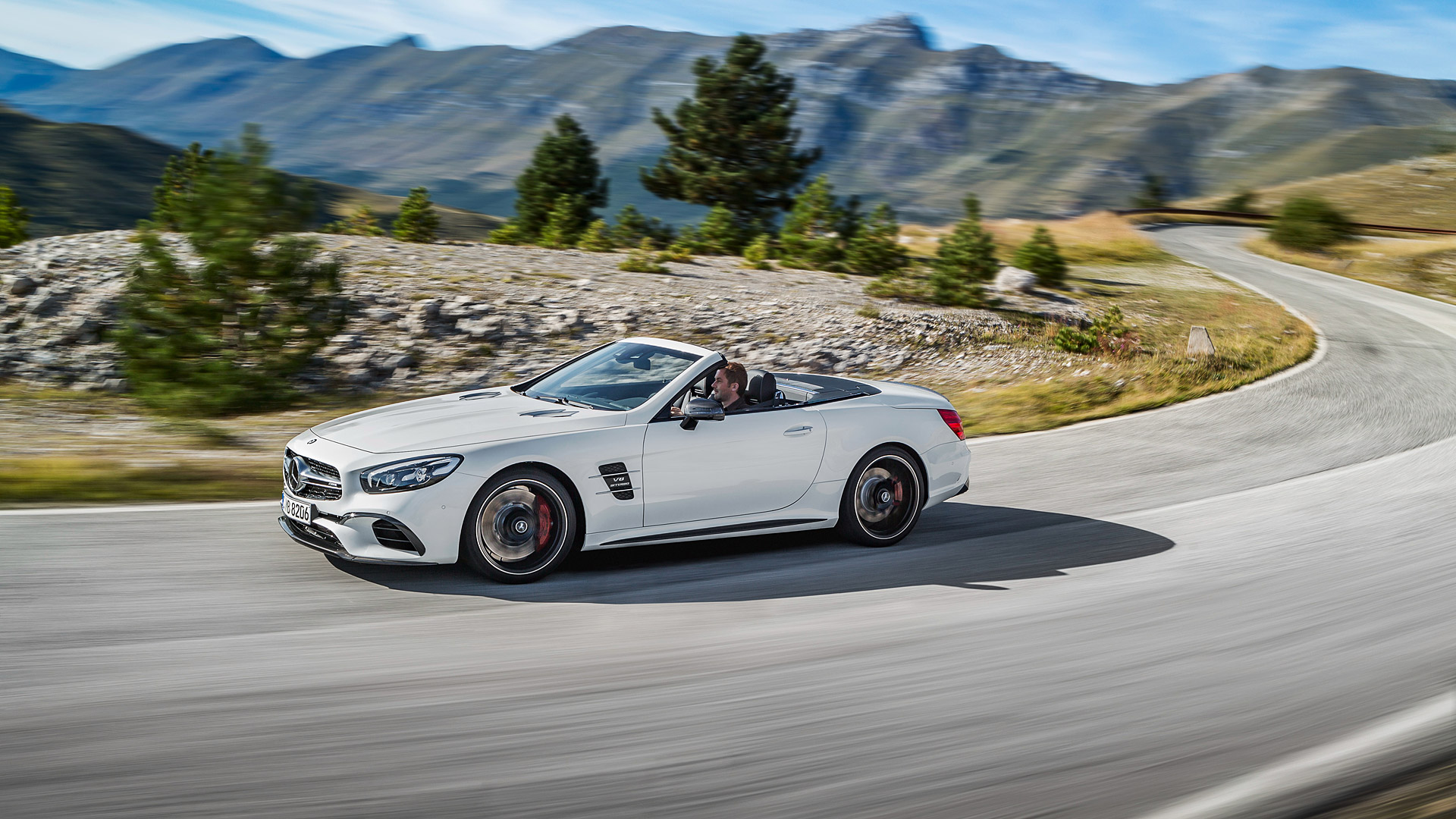 2017 Mercedes-Benz SL63 AMG 5