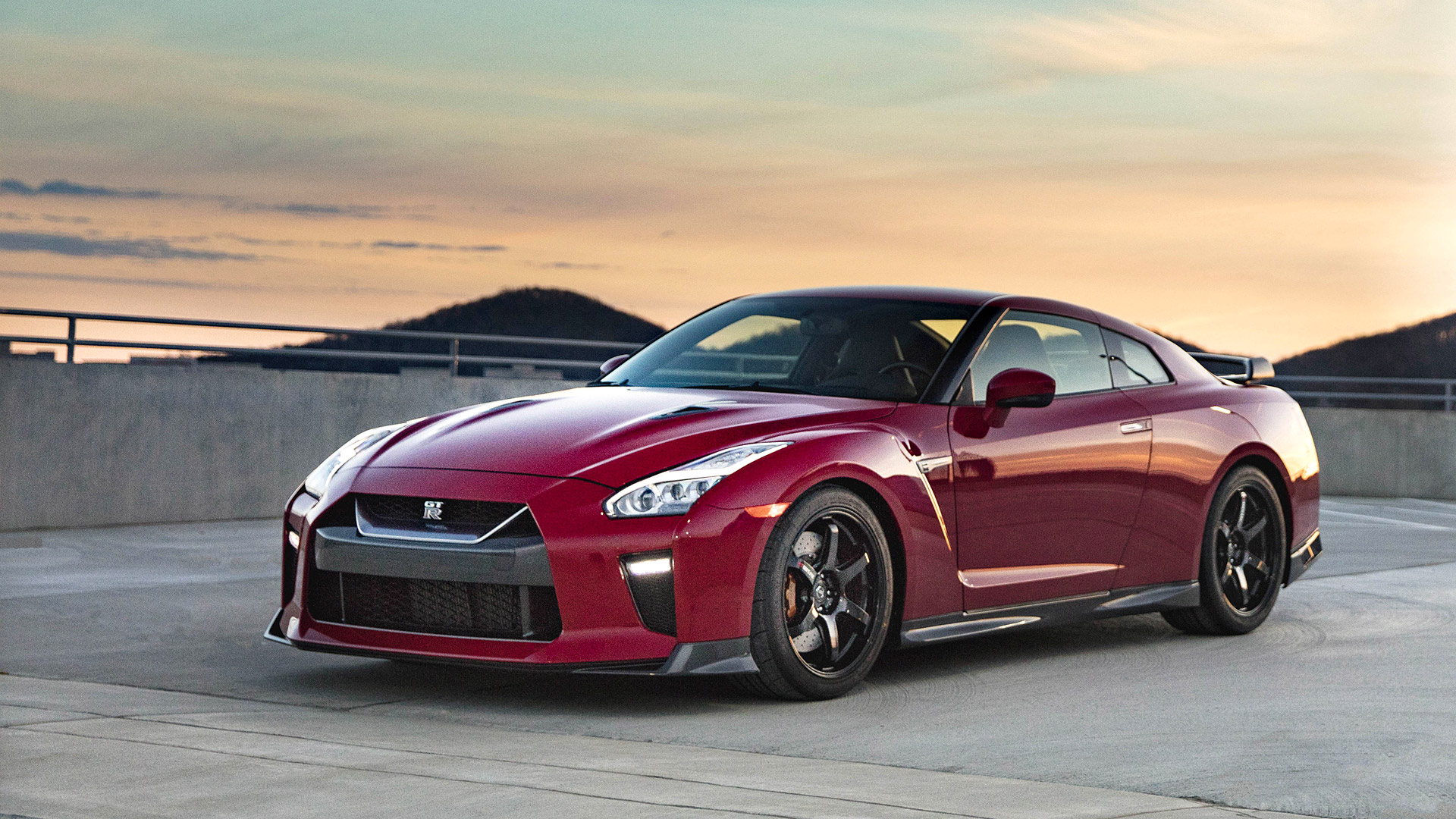 2017 Nissan GT-R Track Edition 5