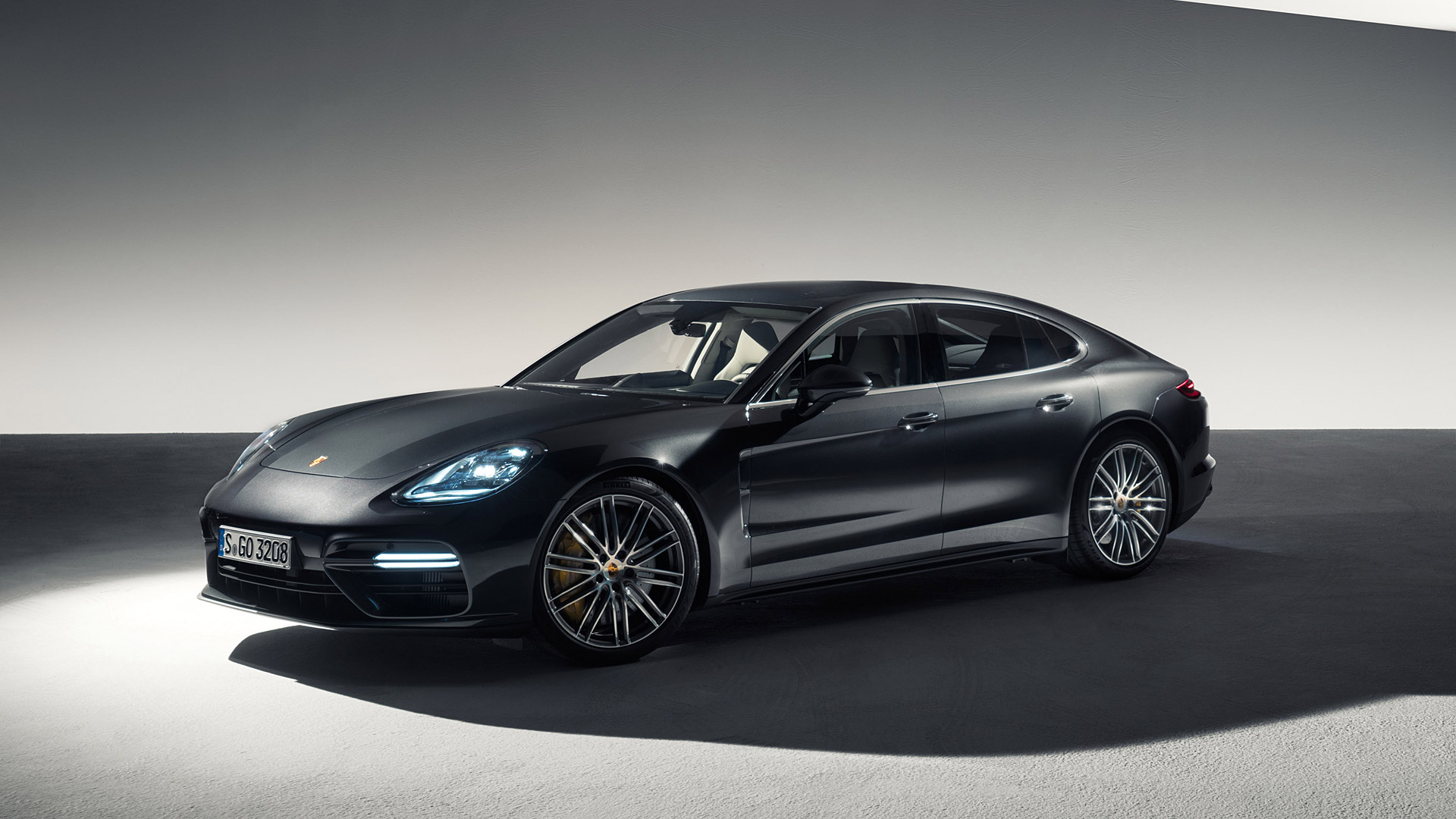 2017 Porsche Panamera Turbo