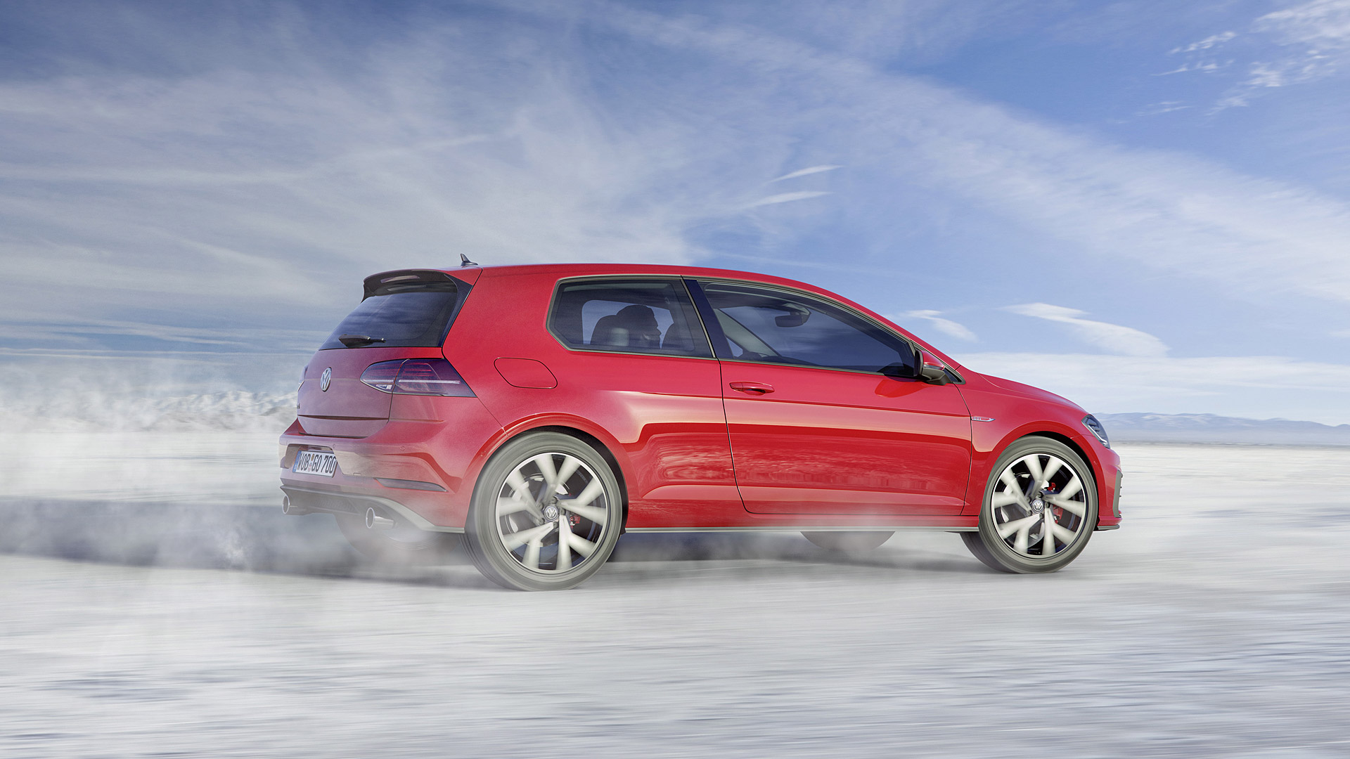 2017 Volkswagen Golf GTI 2
