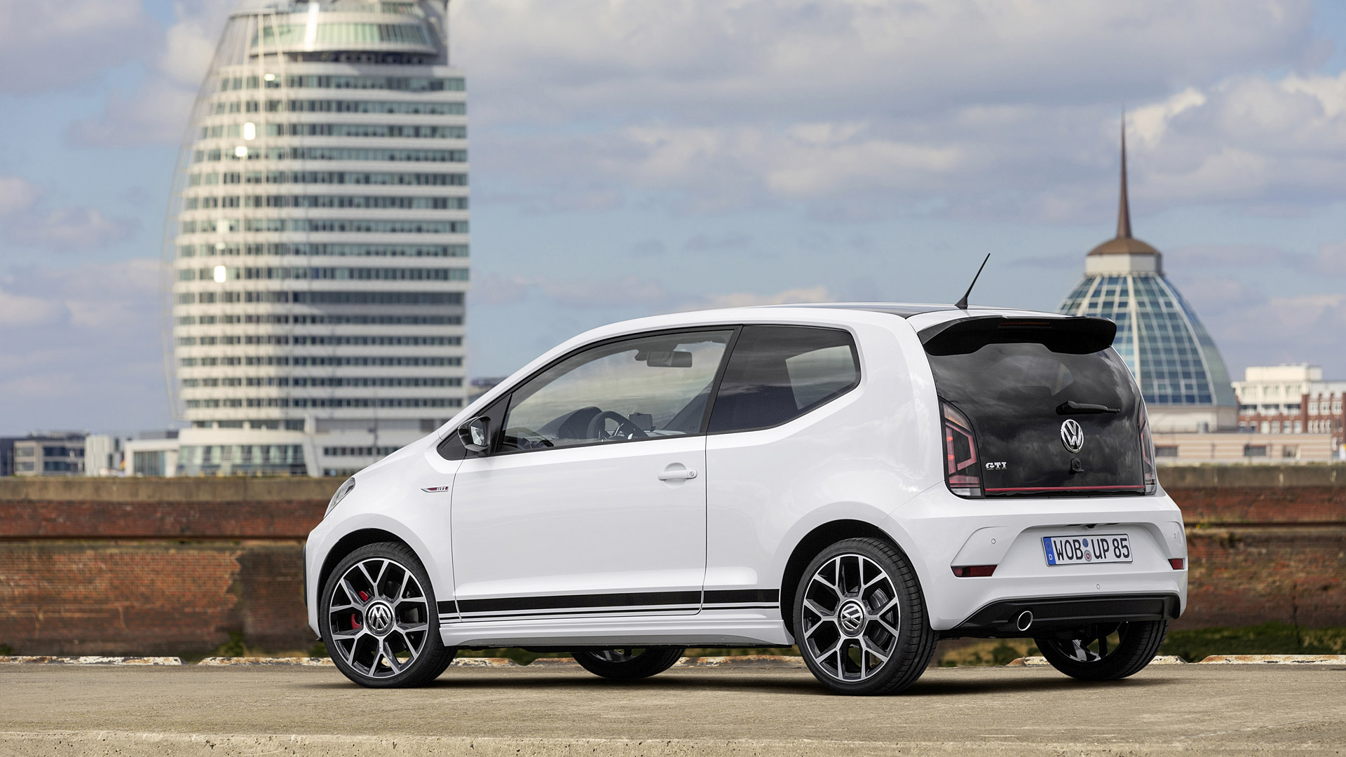 2017 Volkswagen Up GTI Concept 2