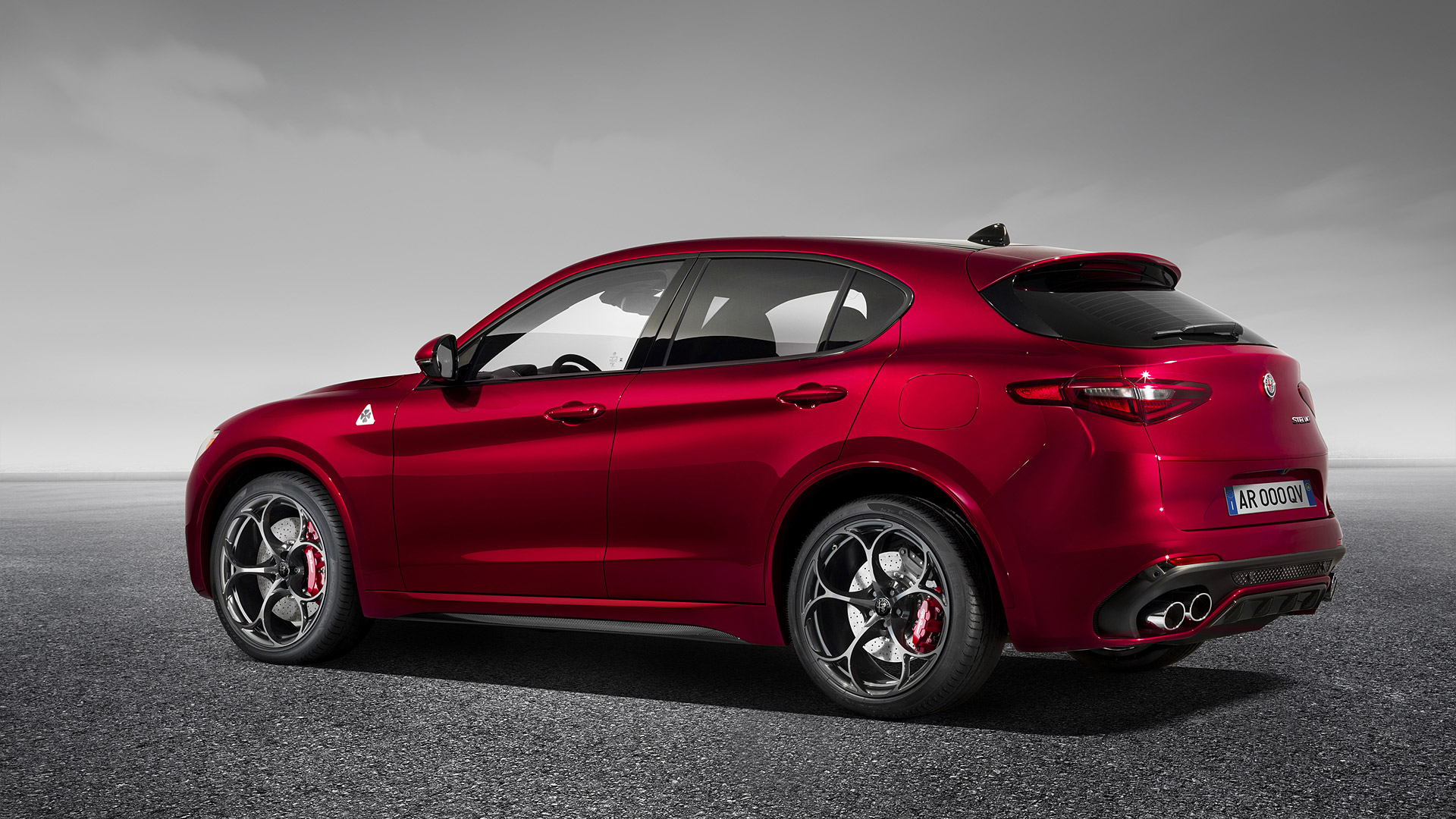 2018 Alfa Romeo Stelvio Quadrifoglio 2