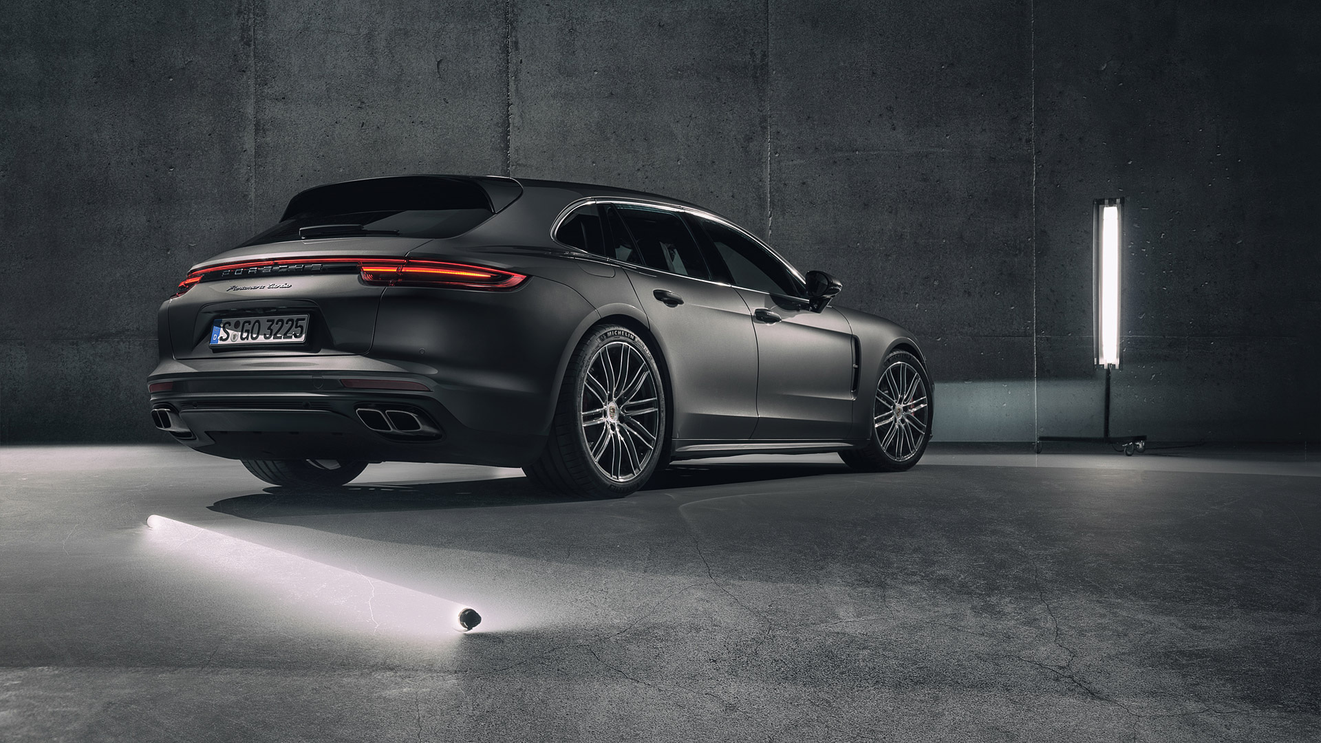 2018 Porsche Panamera Sport Turismo 3