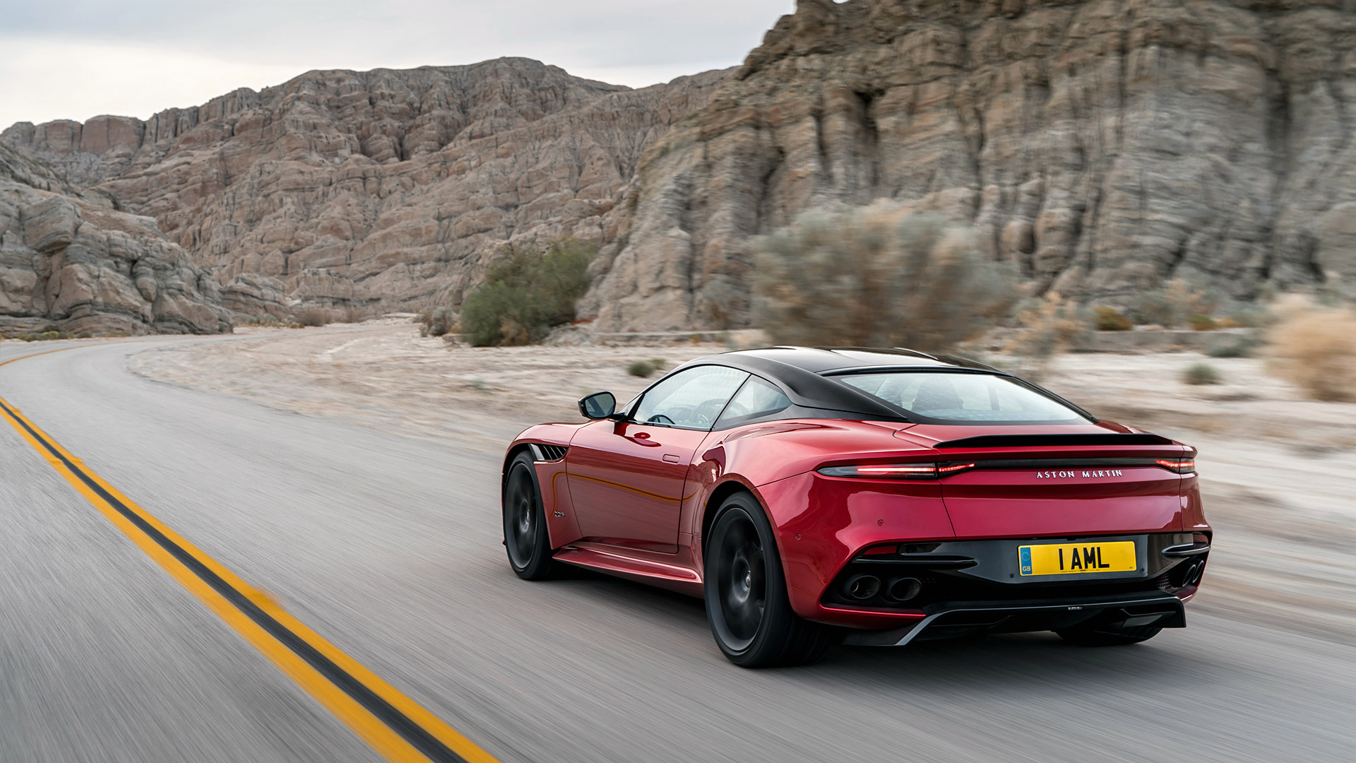 2019 Aston Martin DBS Superleggera 2