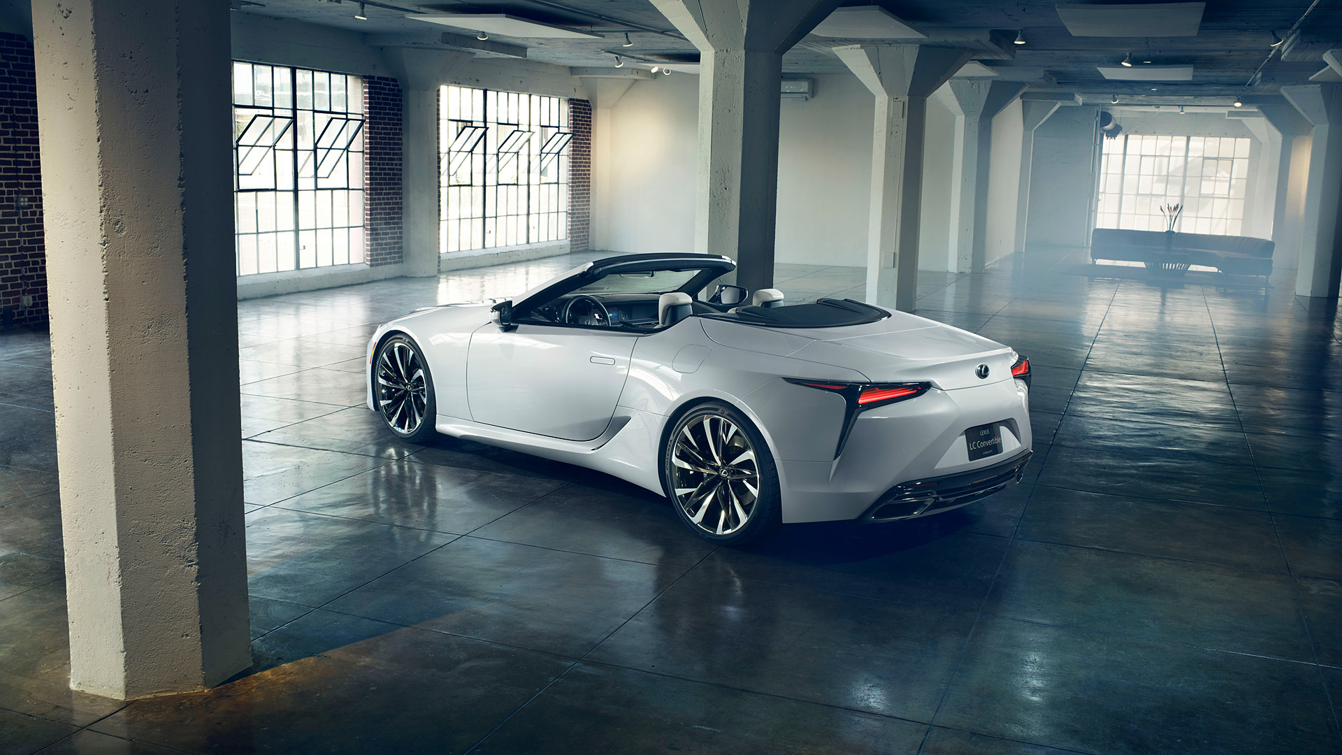 2019 Lexus LC Convertible Concept 5