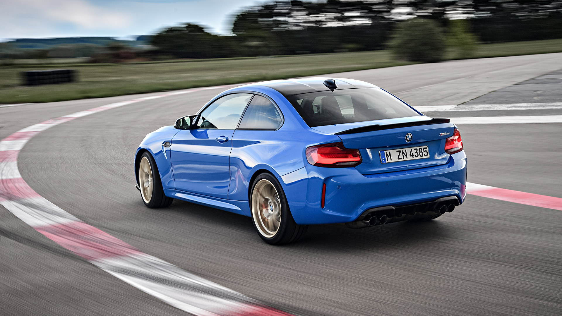 2020 BMW M2 CS 4