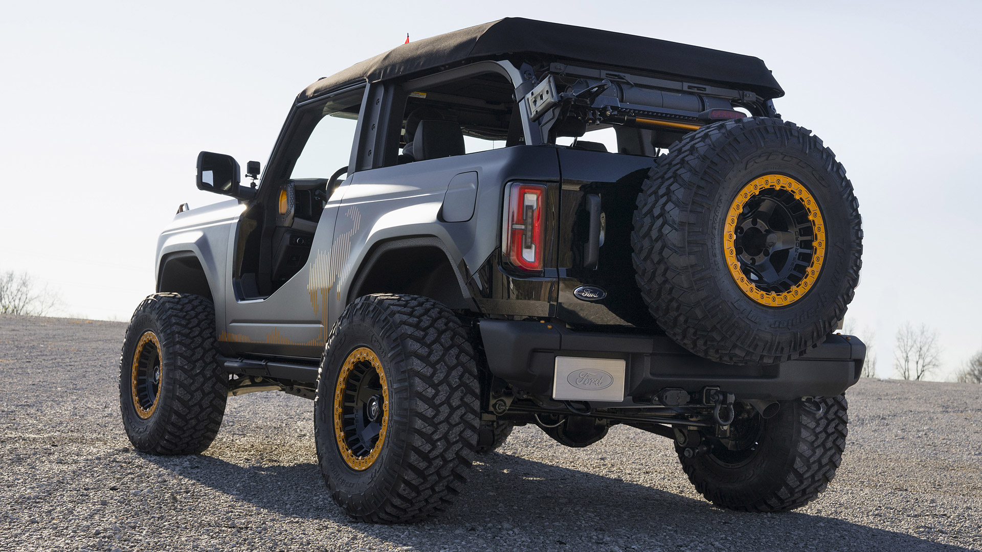 2020 Ford Bronco Badlands Sasquatch 2-Door Concept 4
