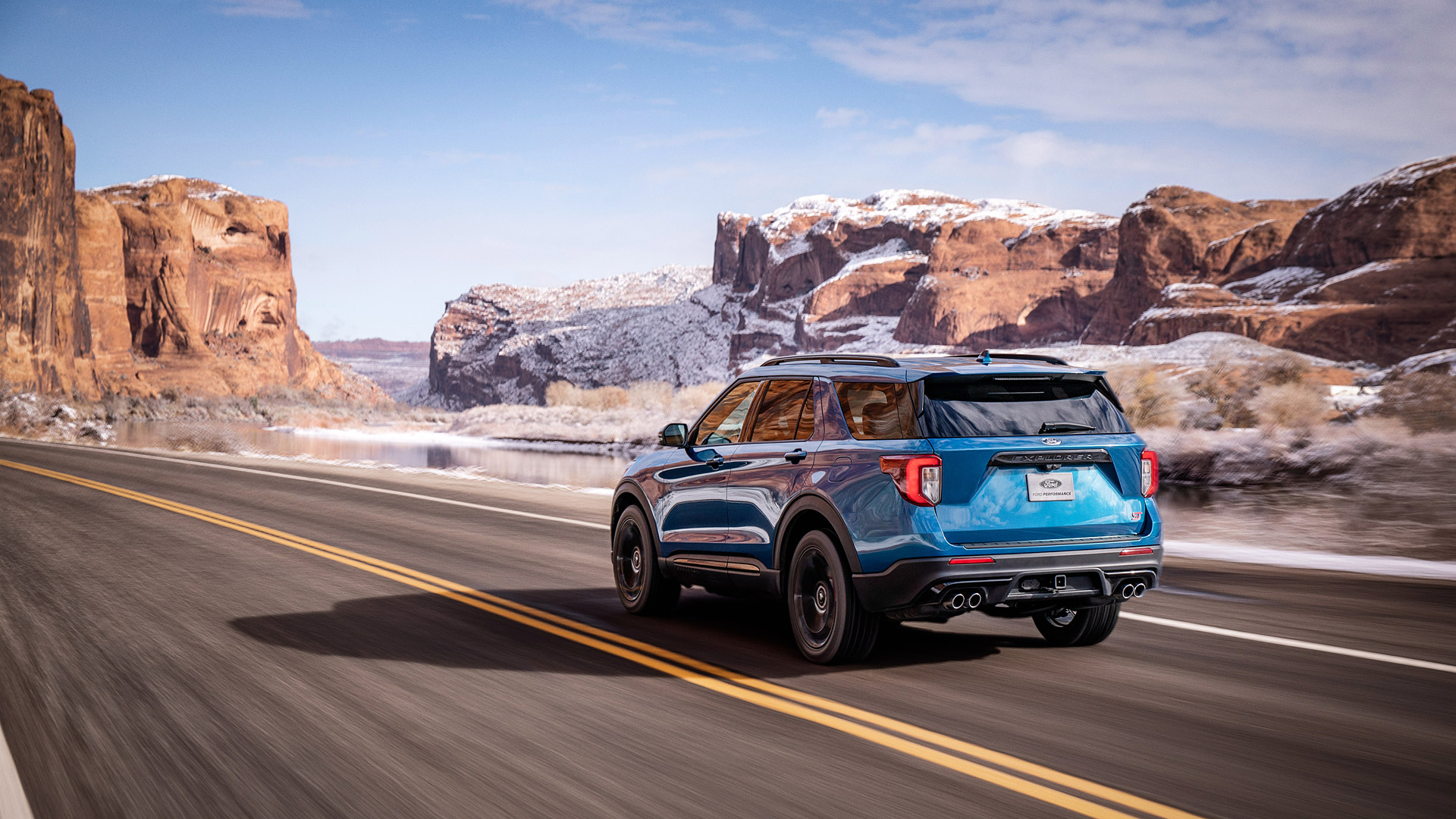 2020 Ford Explorer ST 4