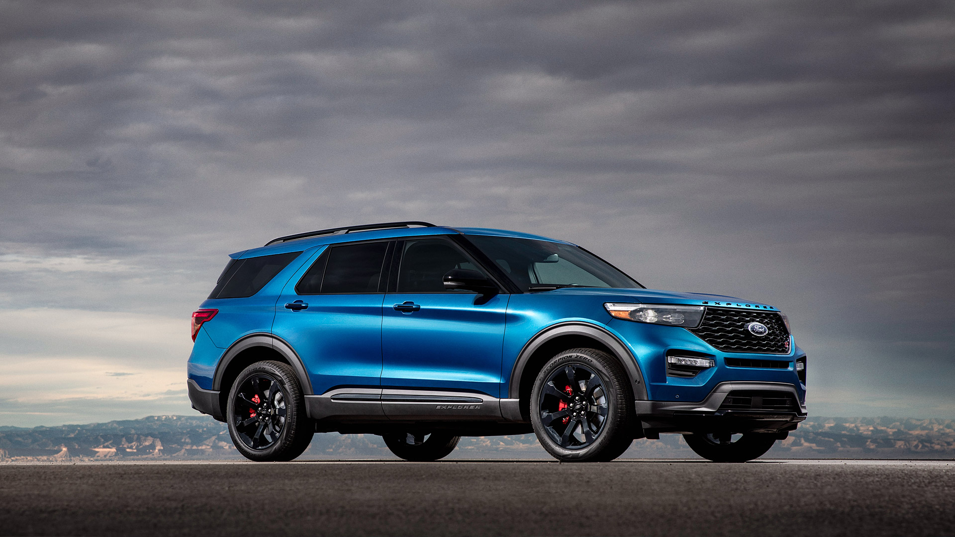 2020 Ford Explorer ST 5
