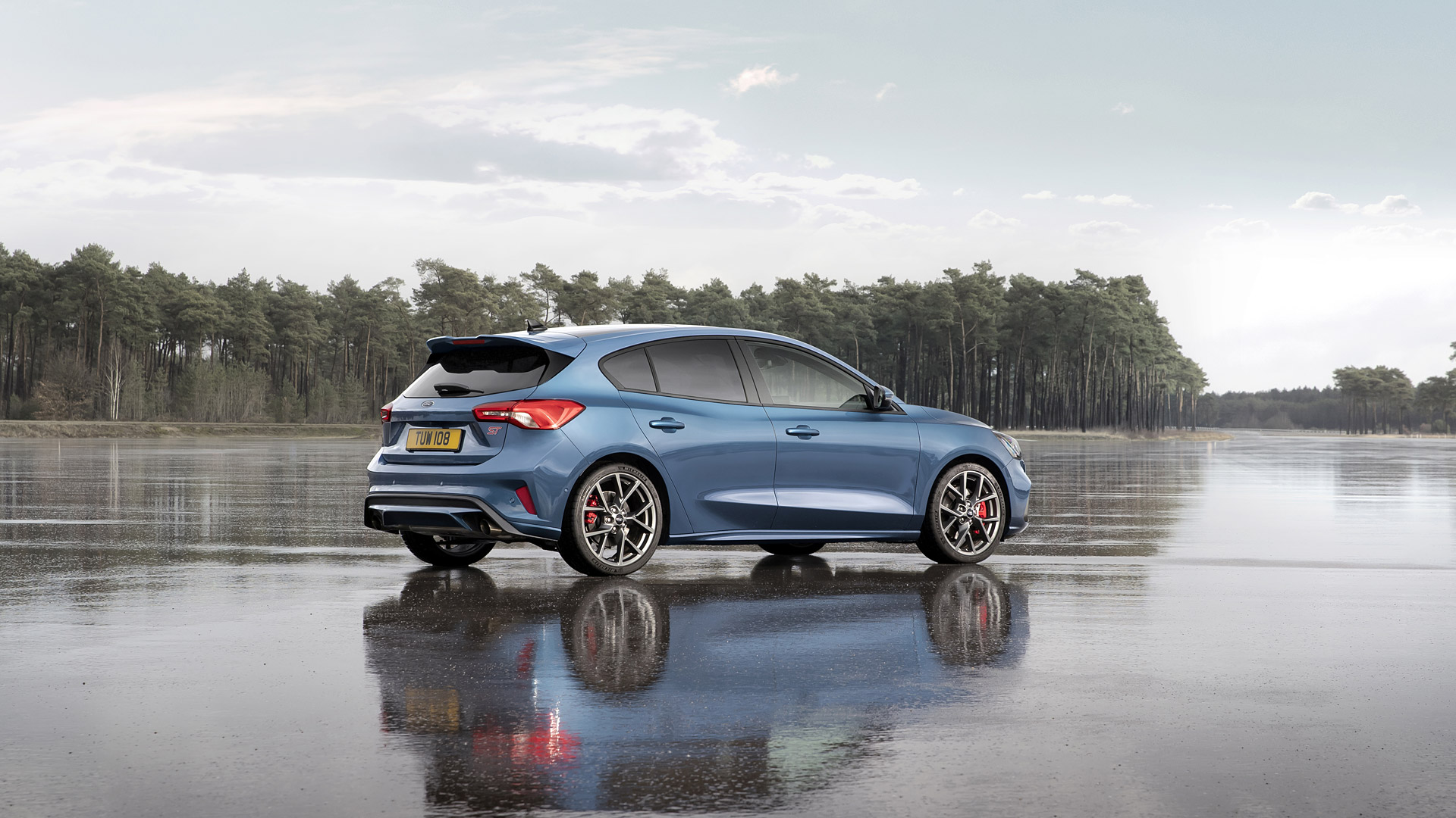 2020 Ford Focus ST 4