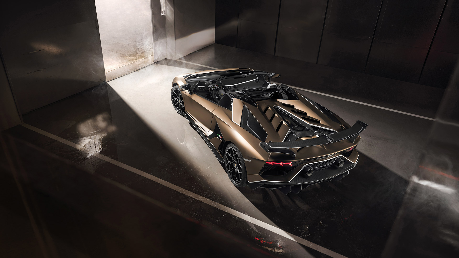 2020 Lamborghini Aventador SVJ Roadster 2