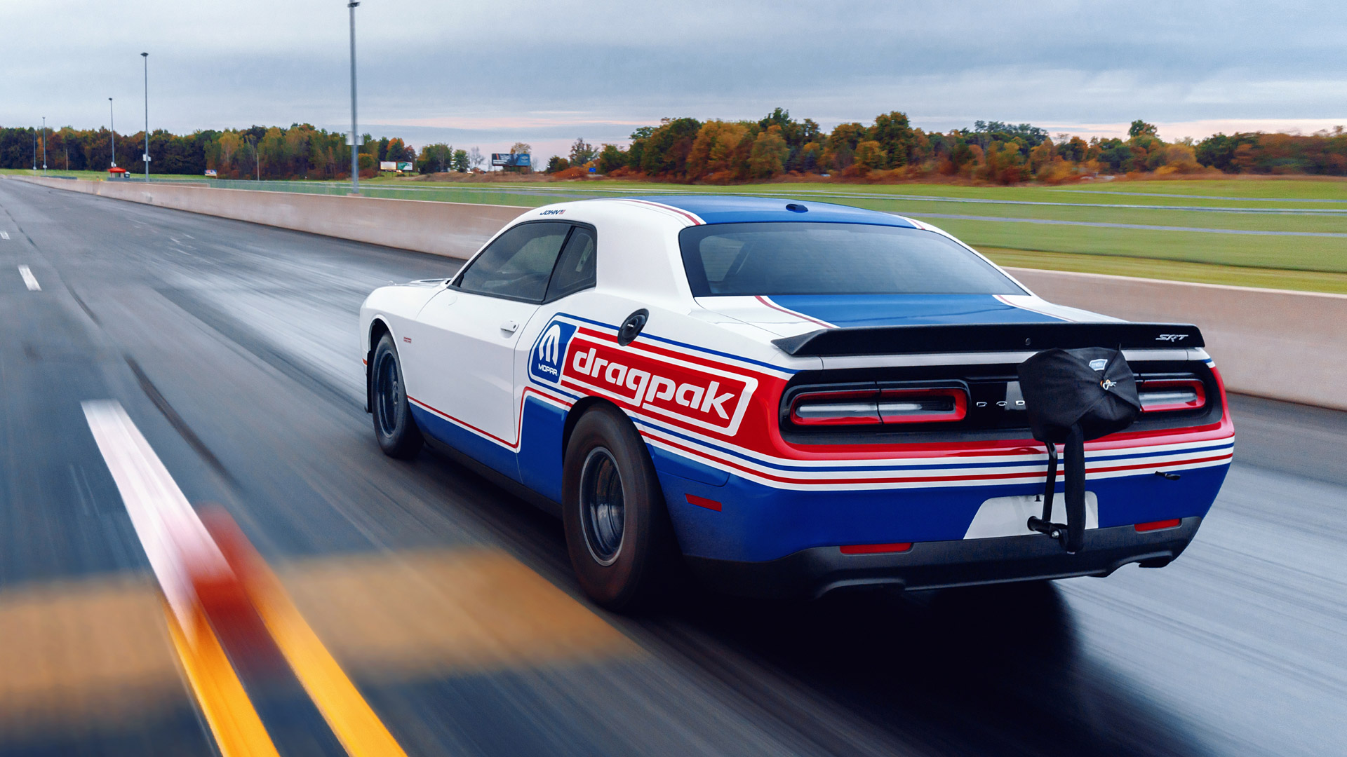 2021 Dodge Challenger Mopar Drag Pak 2