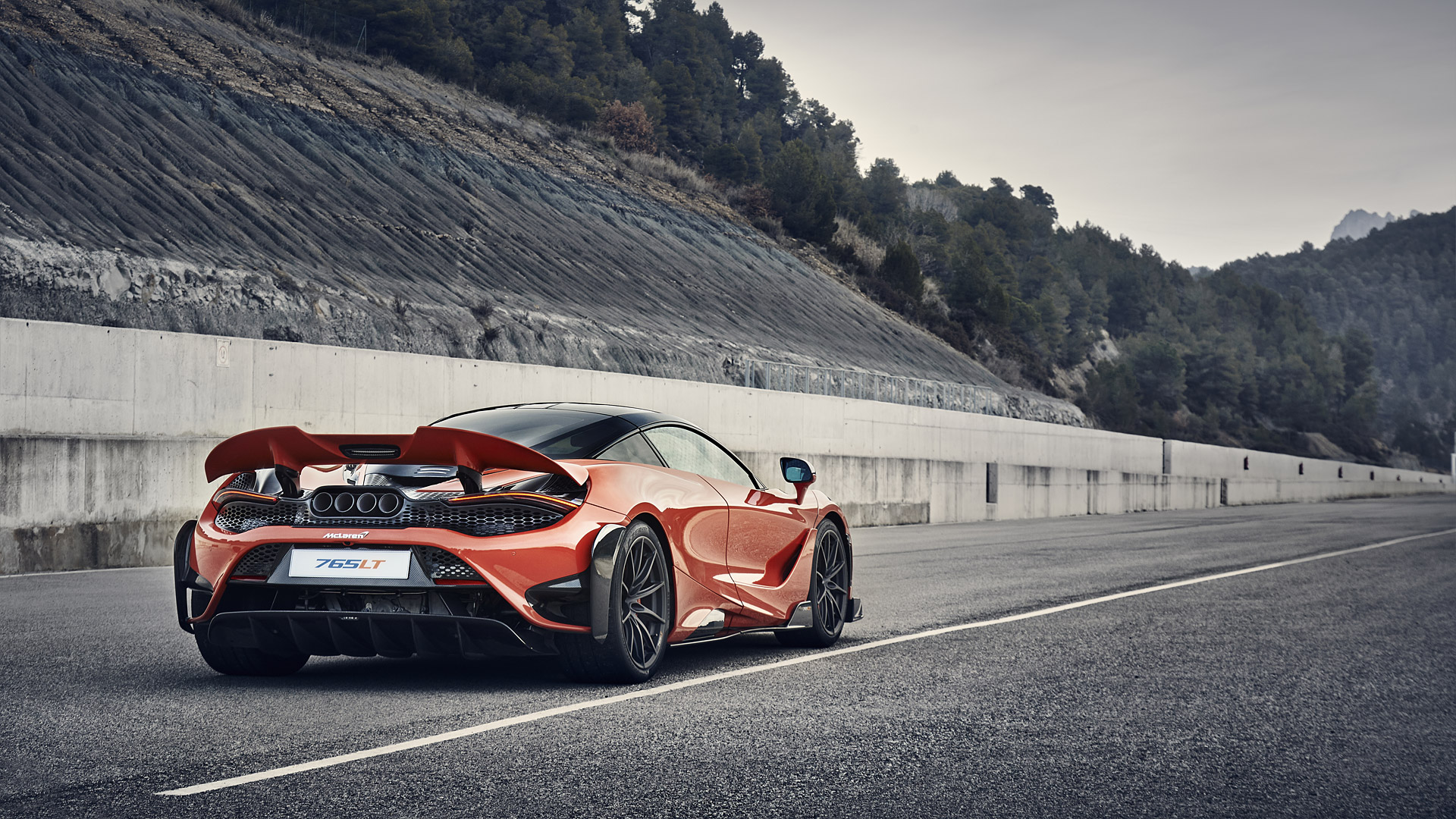 2021 McLaren 765LT 2