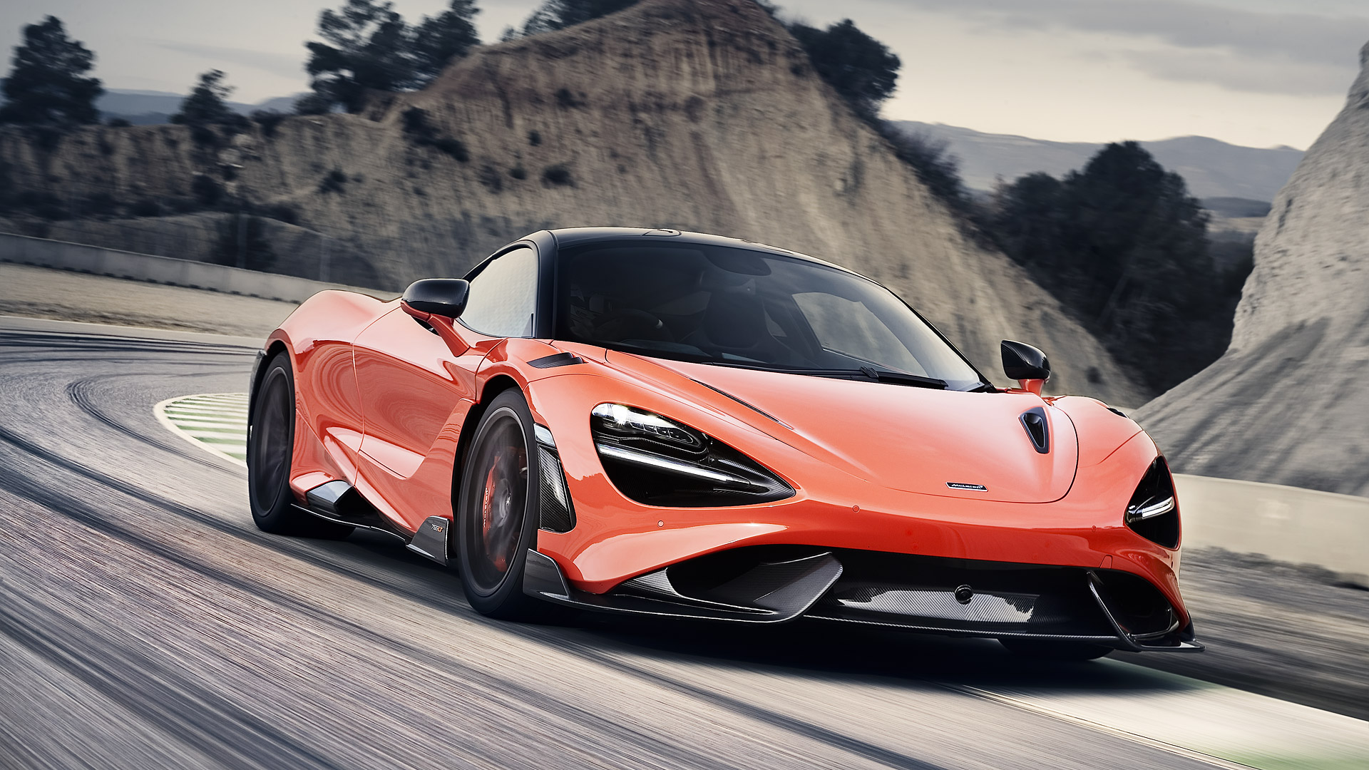 2021 McLaren 765LT 3