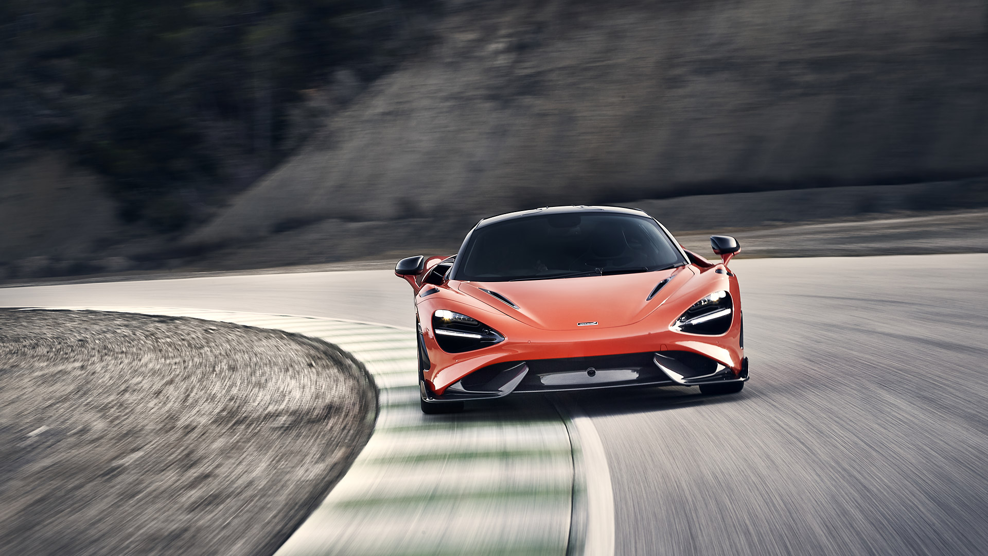 2021 McLaren 765LT 4