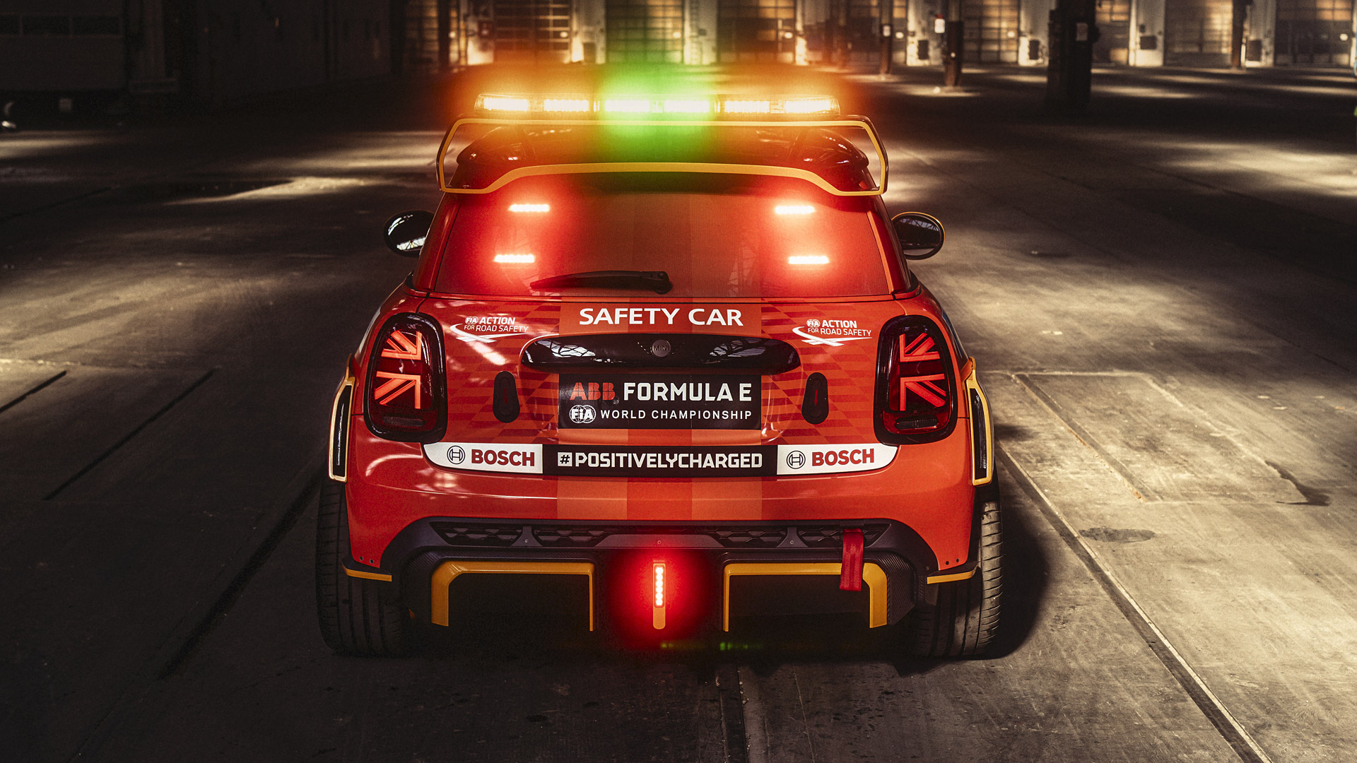 2021 Mini Electric Pacesetter 5