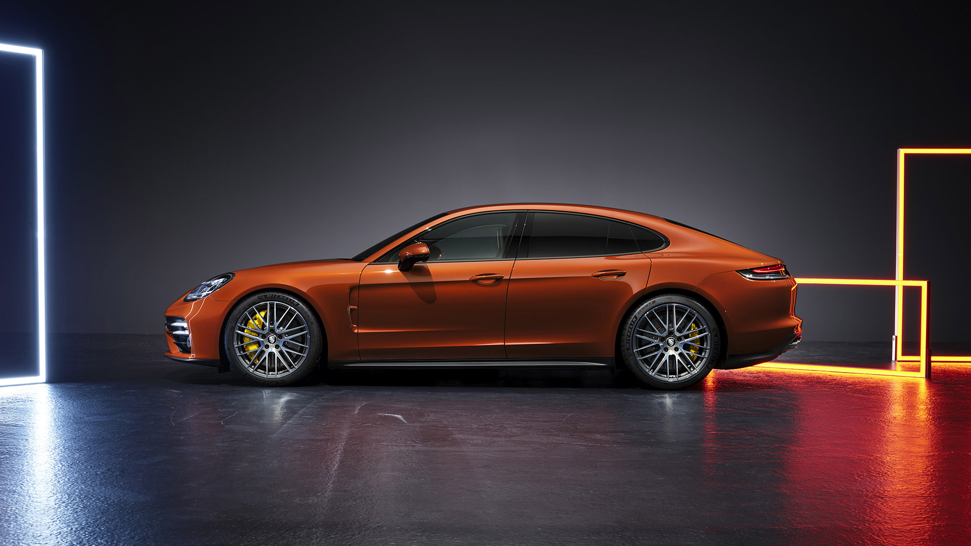 2021 Porsche Panamera Turbo S 2