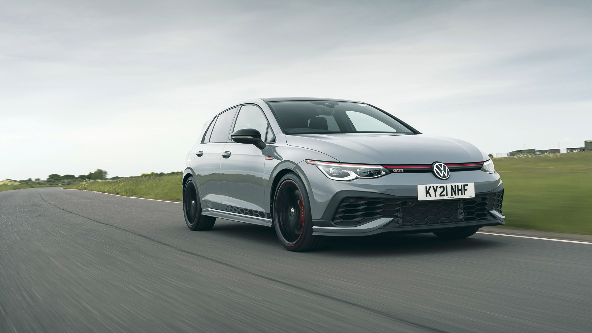 2021 Volkswagen Golf GTI Clubsport 45 4